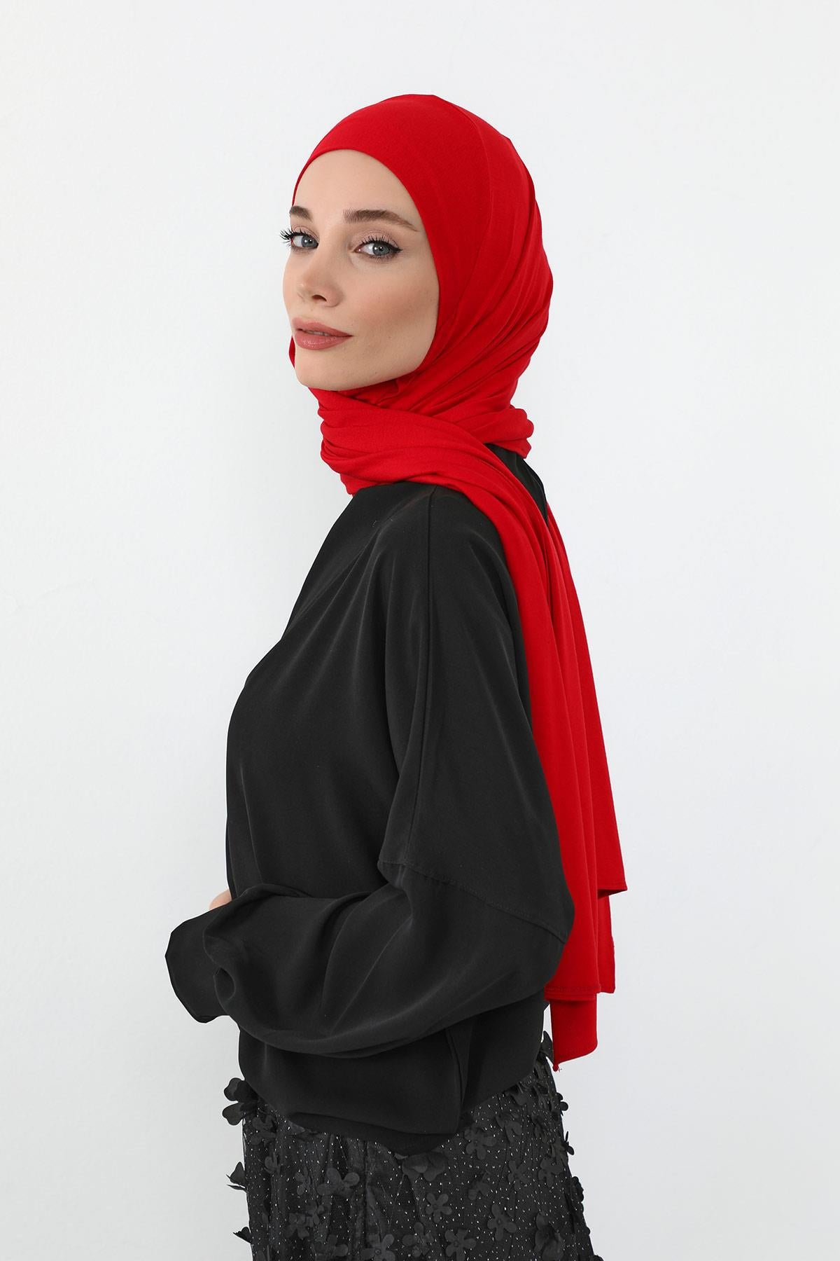Boynu Kapatan Ninja Boneli Pratik Penye Şal,PS-59
