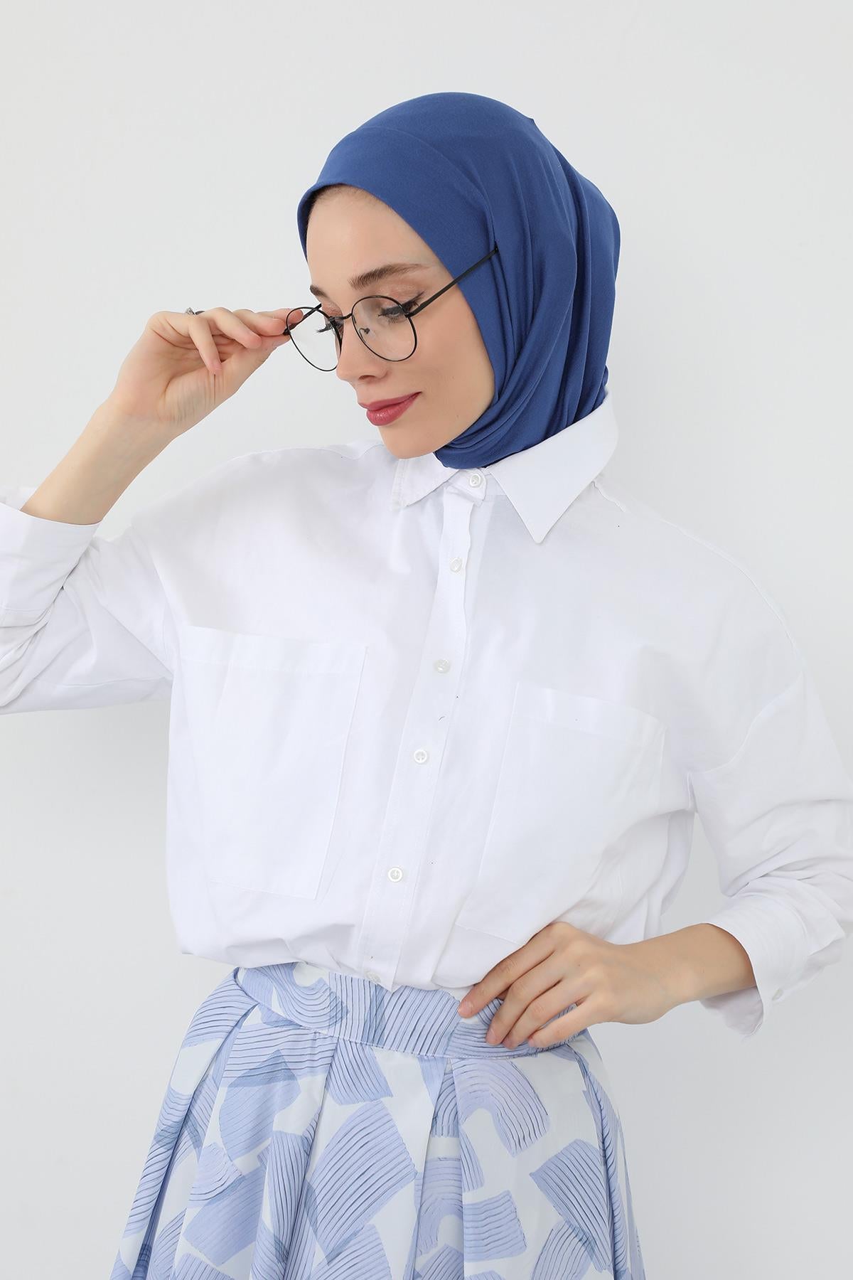 Boyun Kapatıcı Özellikli ve Kulaklık Girişli Penye Bone,B-94