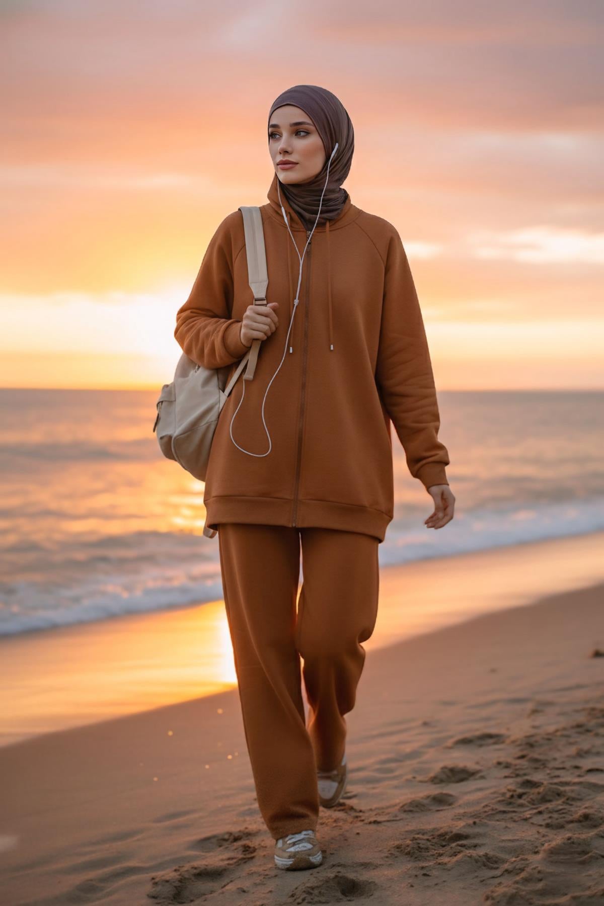 Boyun Kapatıcı Özellikli ve Kulaklık Girişli Penye Bone,B-94