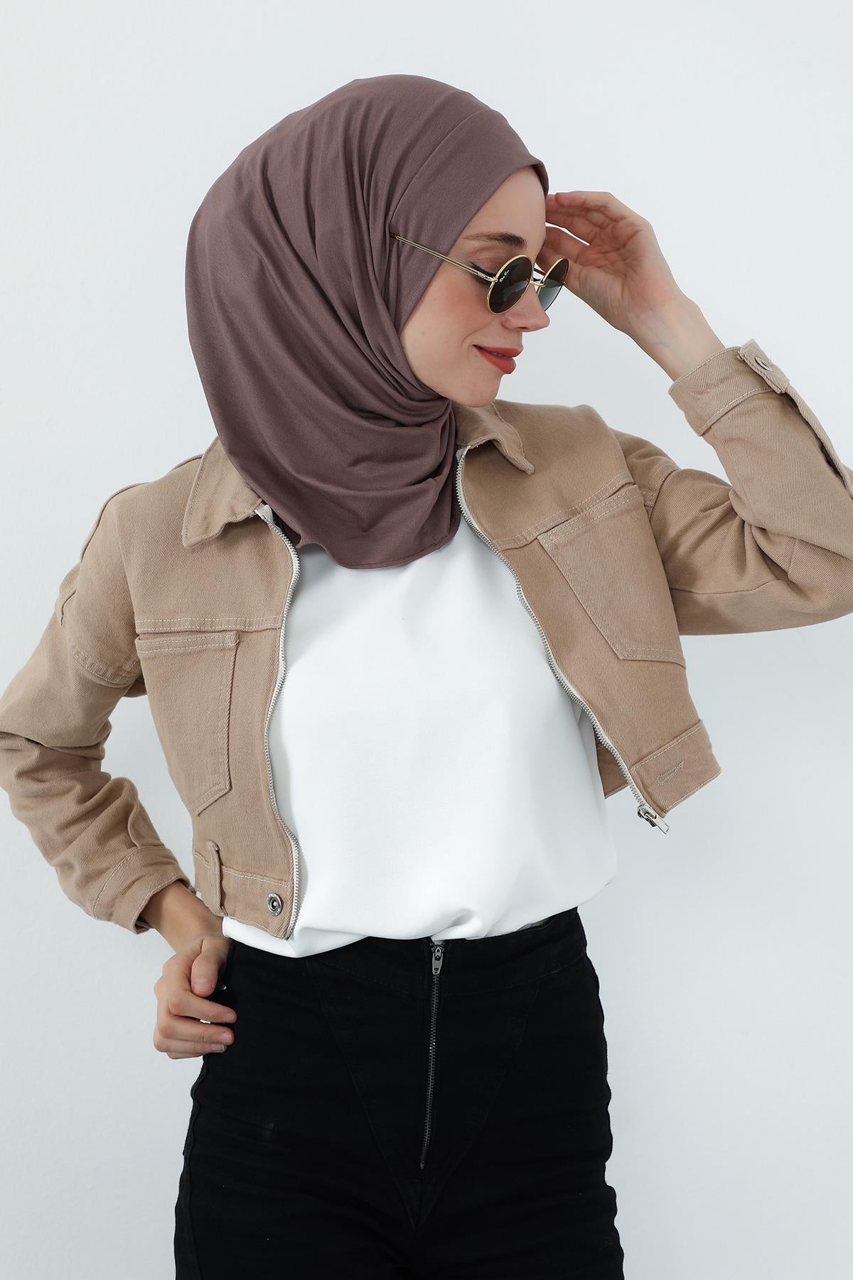 Boyun Kapatıcı Özellikli ve Kulaklık Girişli Penye Bone,B-94