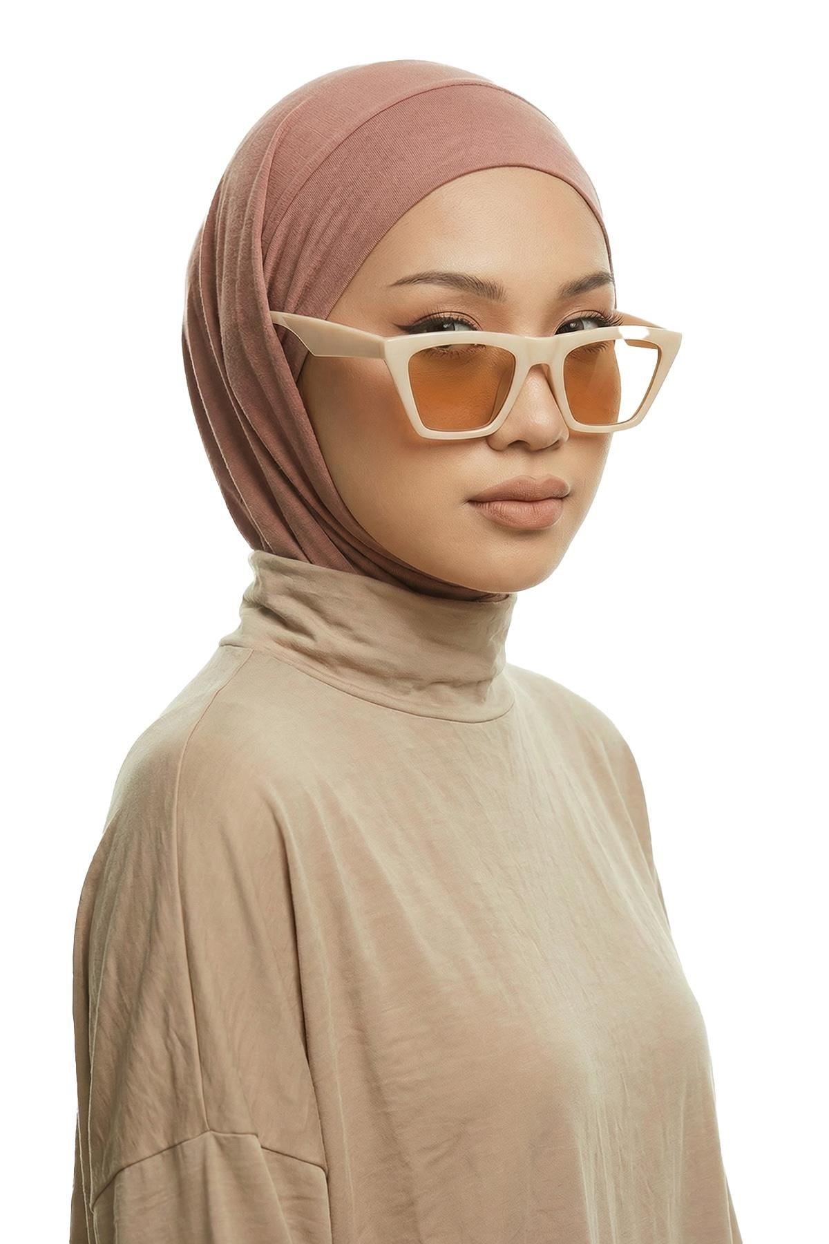 Boyun Kapatıcı Özellikli ve Kulaklık Girişli Penye Bone,B-94