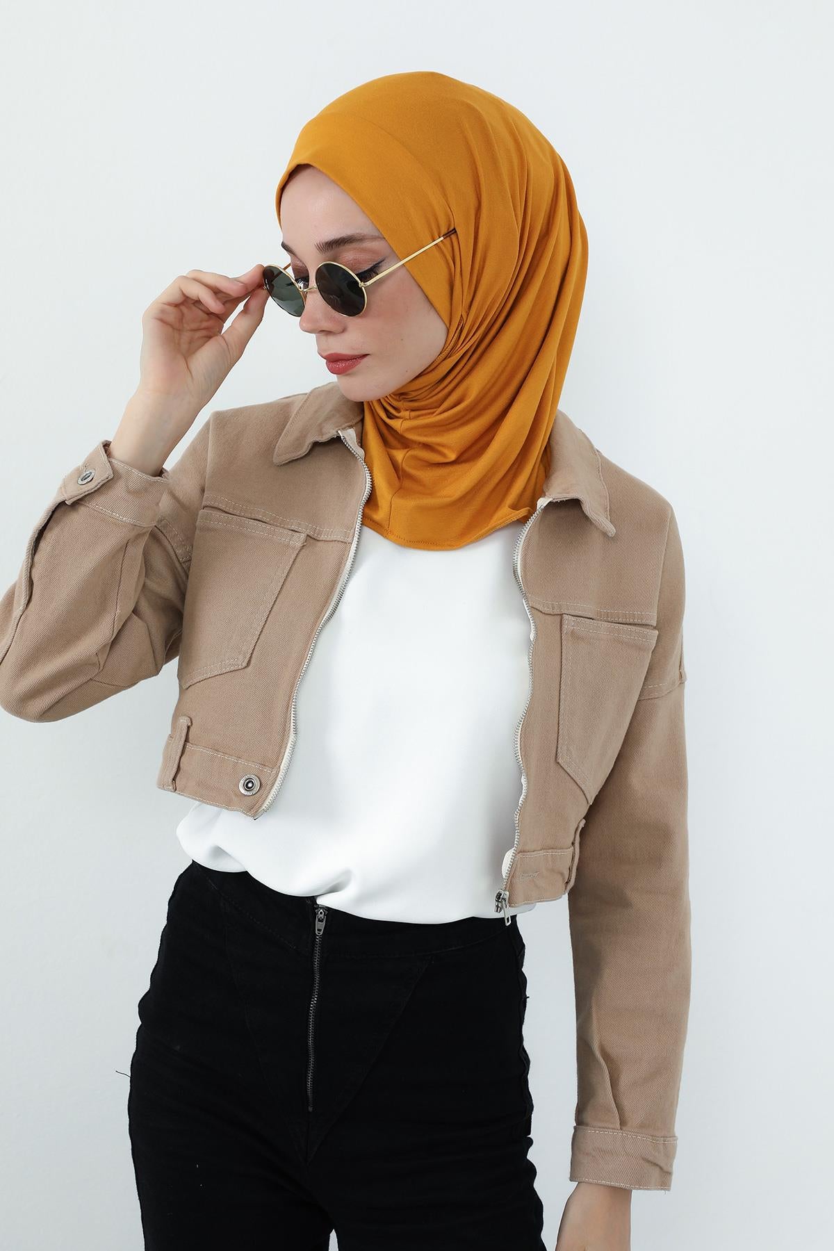 Boyun Kapatıcı Özellikli ve Kulaklık Girişli Penye Bone,B-94