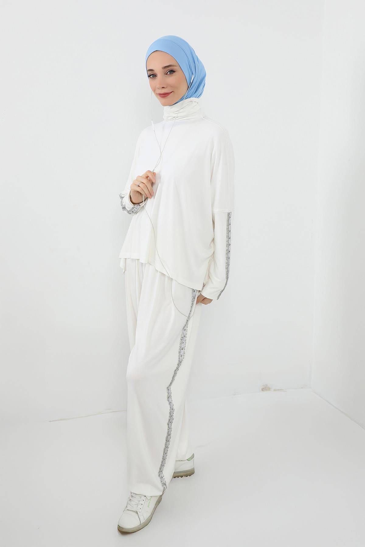 Boyun Kapatıcı Özellikli ve Kulaklık Girişli Penye Bone,B-94