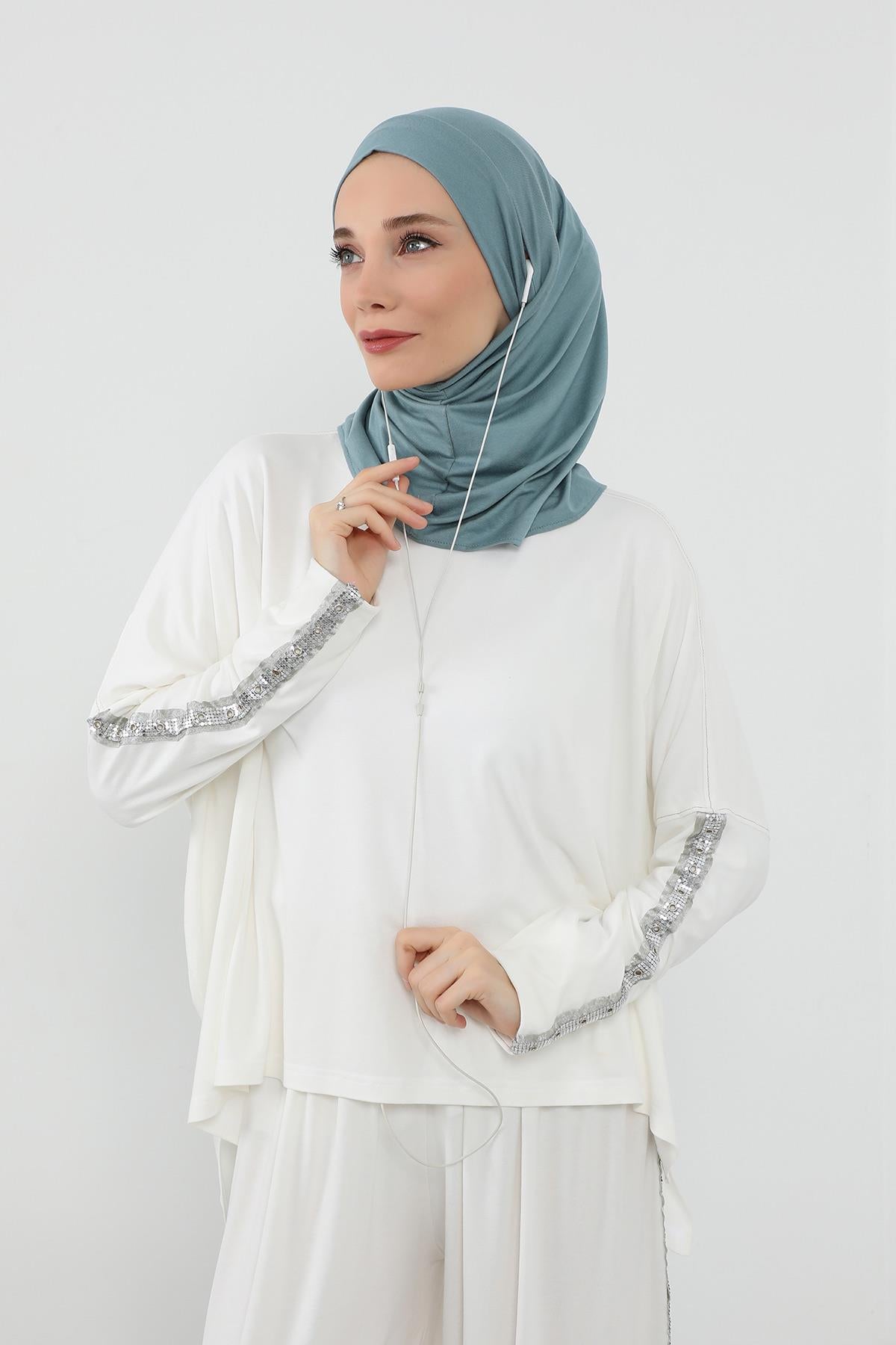 Boyun Kapatıcı Özellikli ve Kulaklık Girişli Penye Bone,B-94