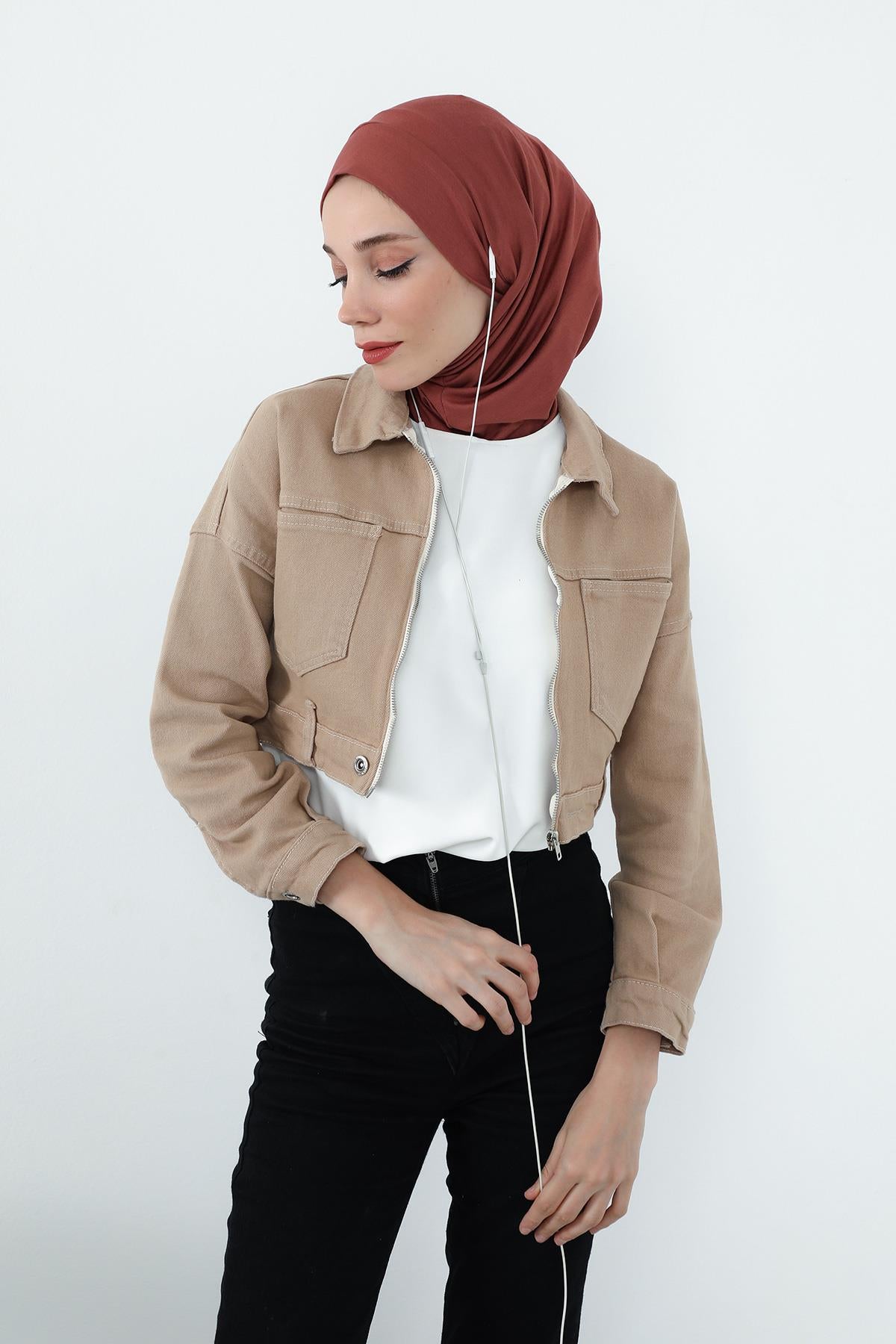 Boyun Kapatıcı Özellikli ve Kulaklık Girişli Penye Bone,B-94