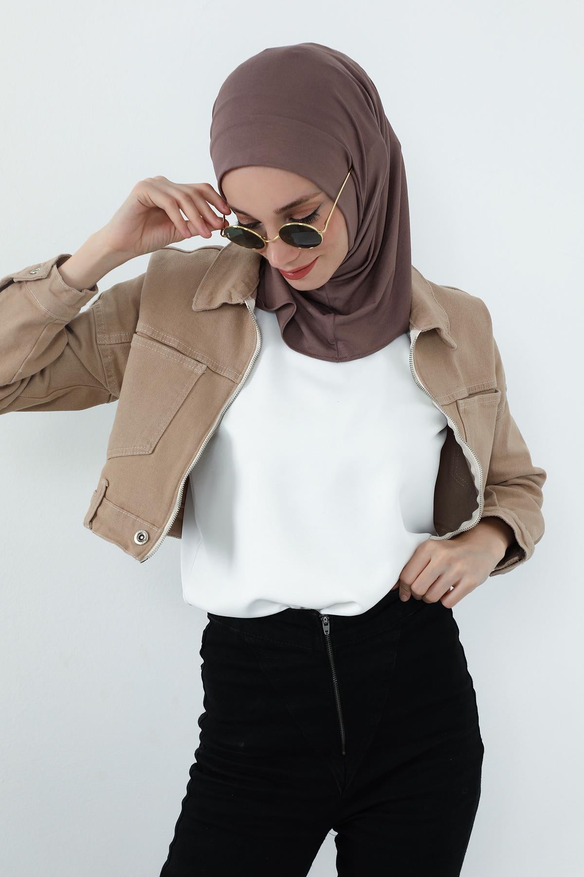 Boyun Kapatıcı Özellikli ve Kulaklık Girişli Penye Bone,B-94