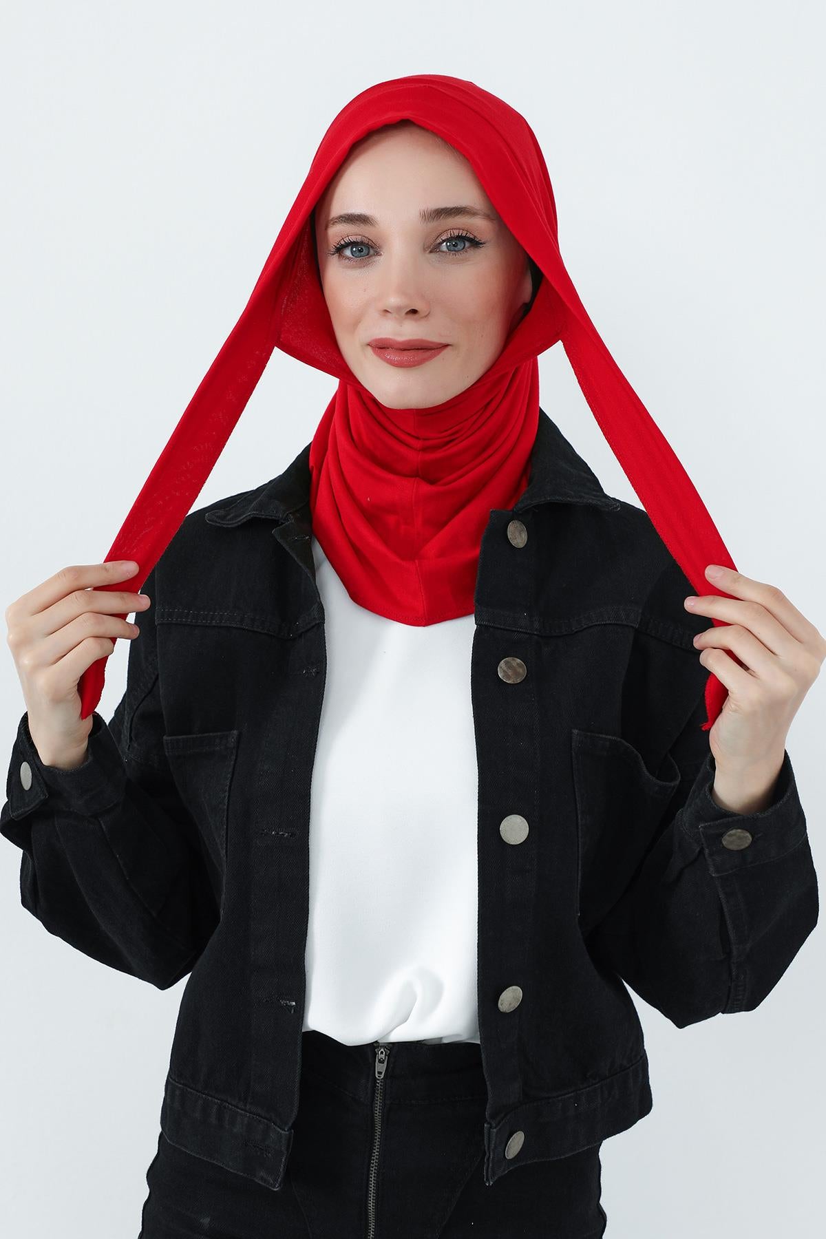 Boyun Kapatıcı Özellikli ve Kulaklık Girişli Penye Bone,BE-TG-B-94