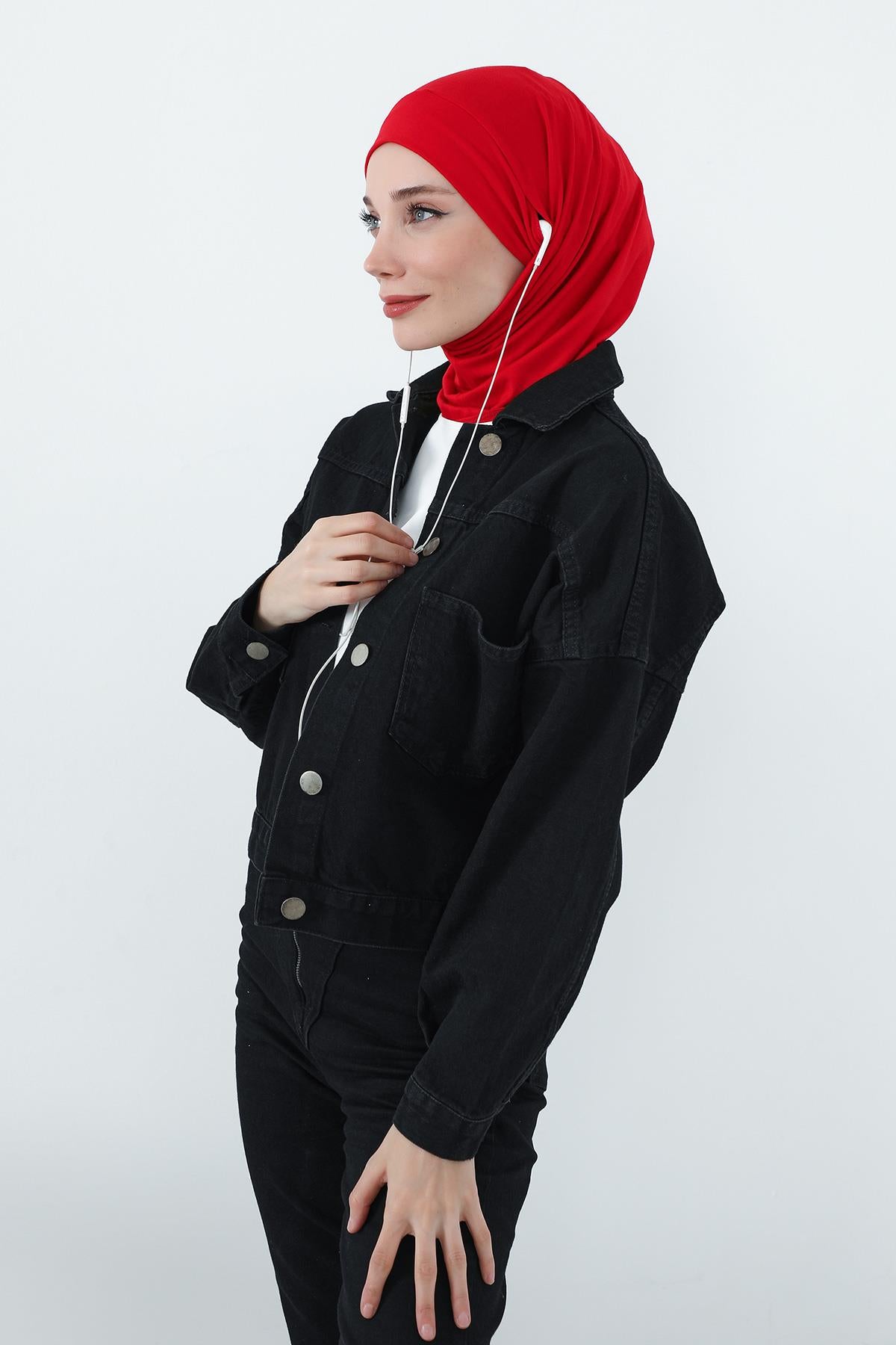 Boyun Kapatıcı Özellikli ve Kulaklık Girişli Penye Bone,BE-TG-B-94