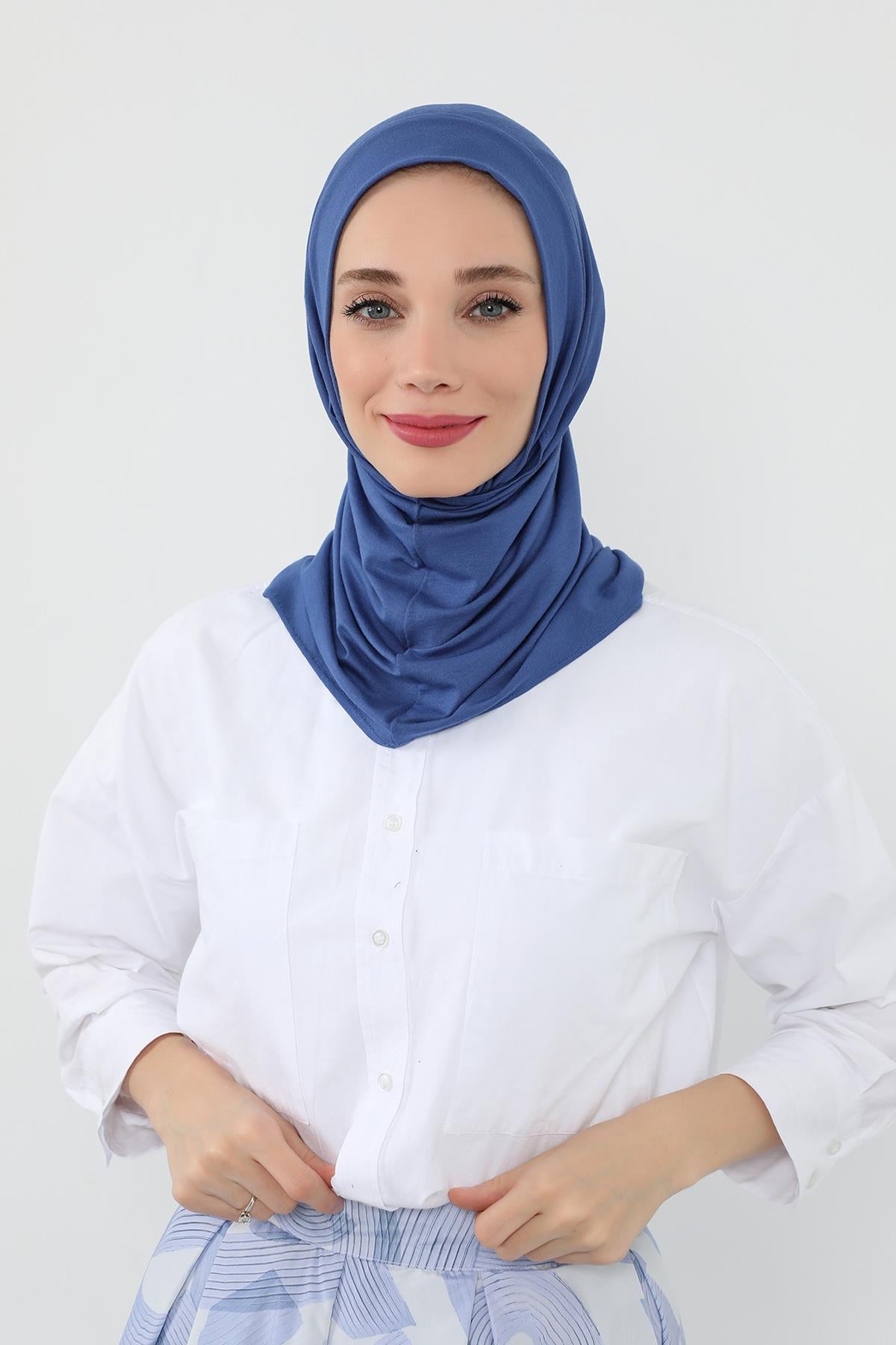 Boyun Kapatıcı Özellikli ve Kulaklık Girişli Penye Bone,BE-TG-B-94