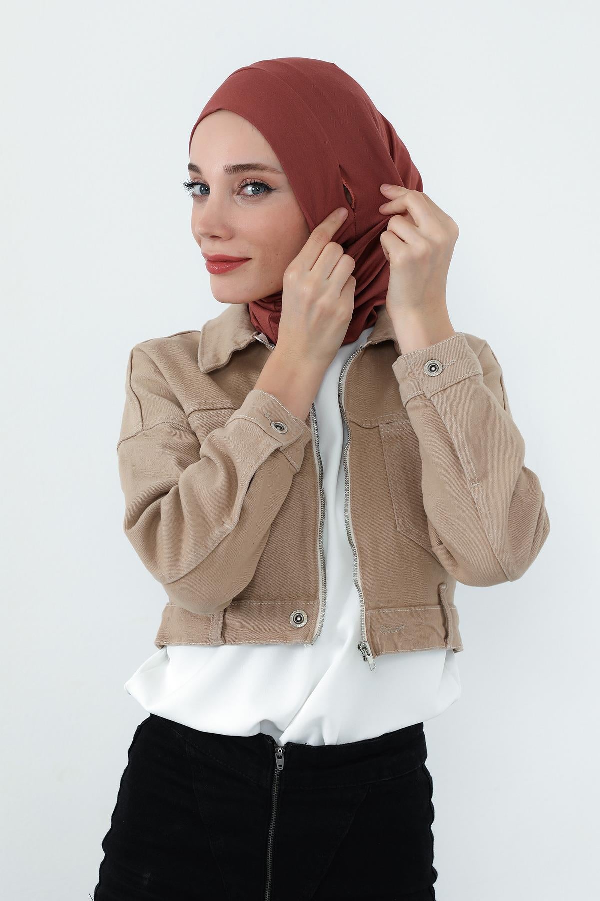 Boyun Kapatıcı Özellikli ve Kulaklık Girişli Penye Bone,BE-TG-B-94