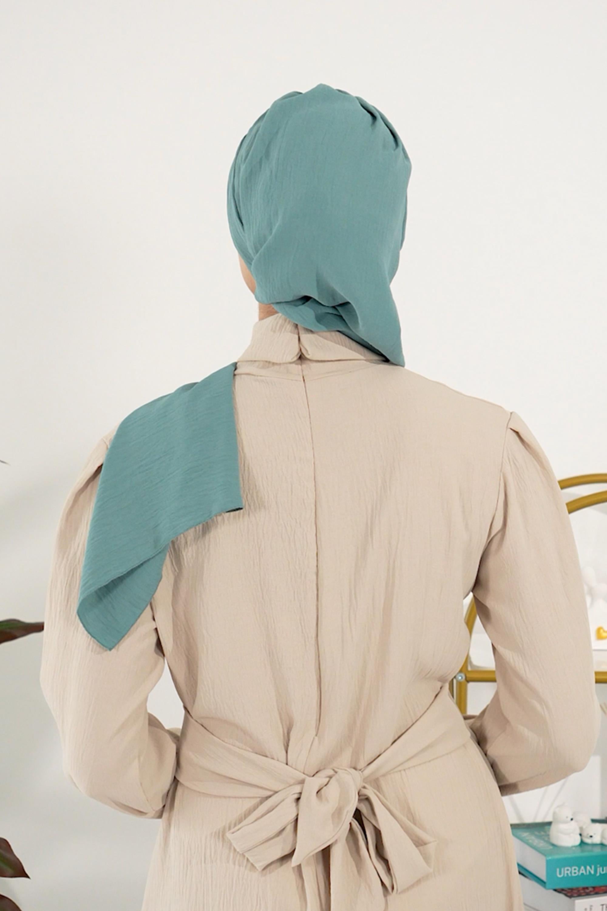 Dekolte Kapatabilen Gold Aksesuarlı Hazır Türban,HT-11A