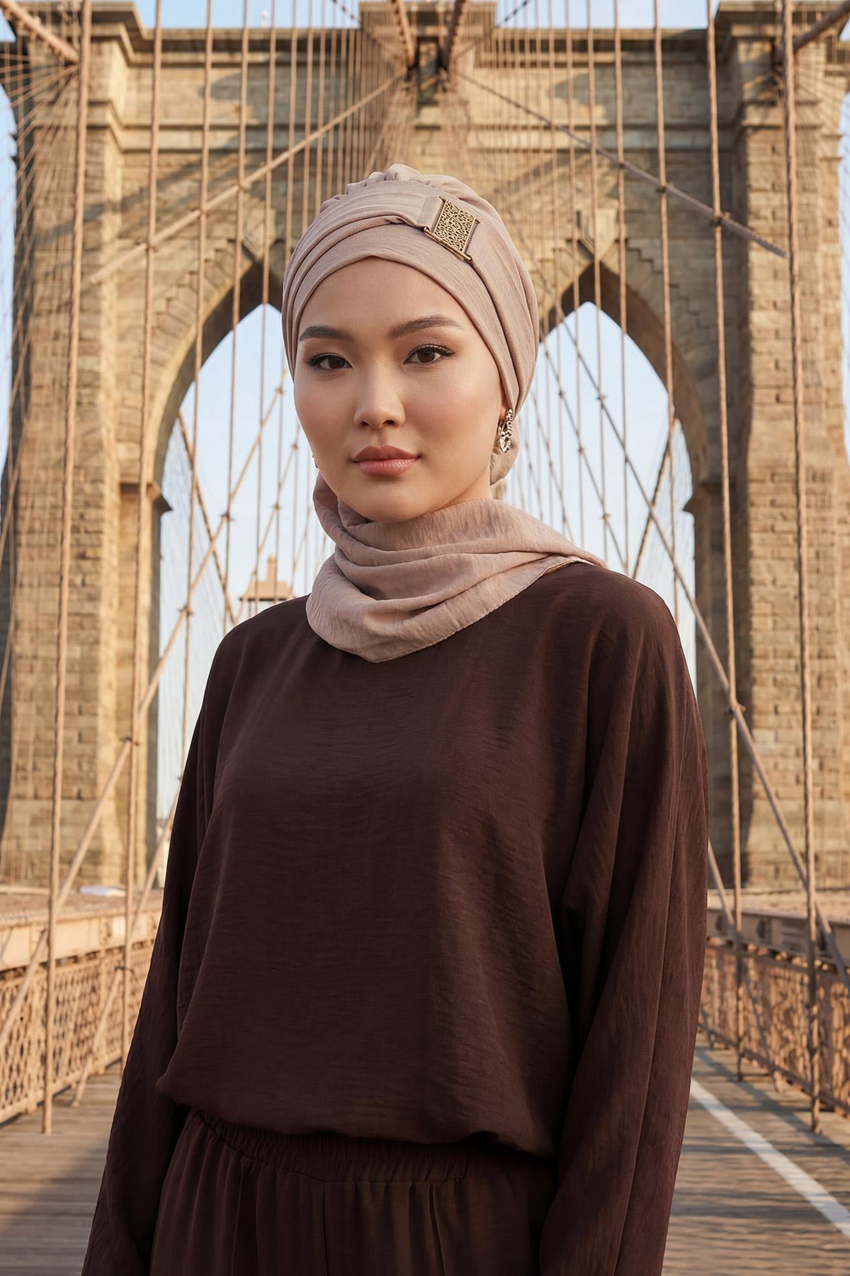 Dekolte Kapatabilen Gold Aksesuarlı Hazır Türban,HT-11A