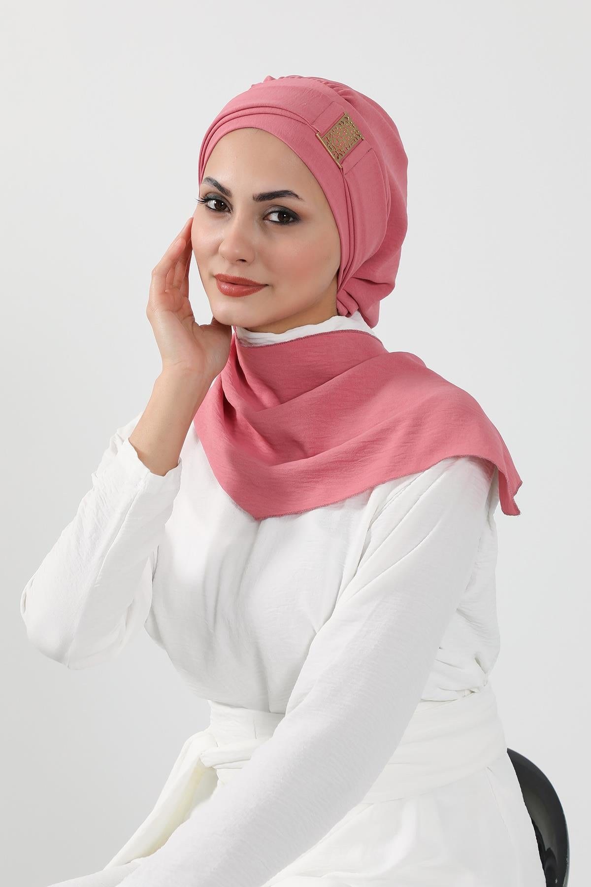 Dekolte Kapatabilen Gold Aksesuarlı Hazır Türban,HT-11A