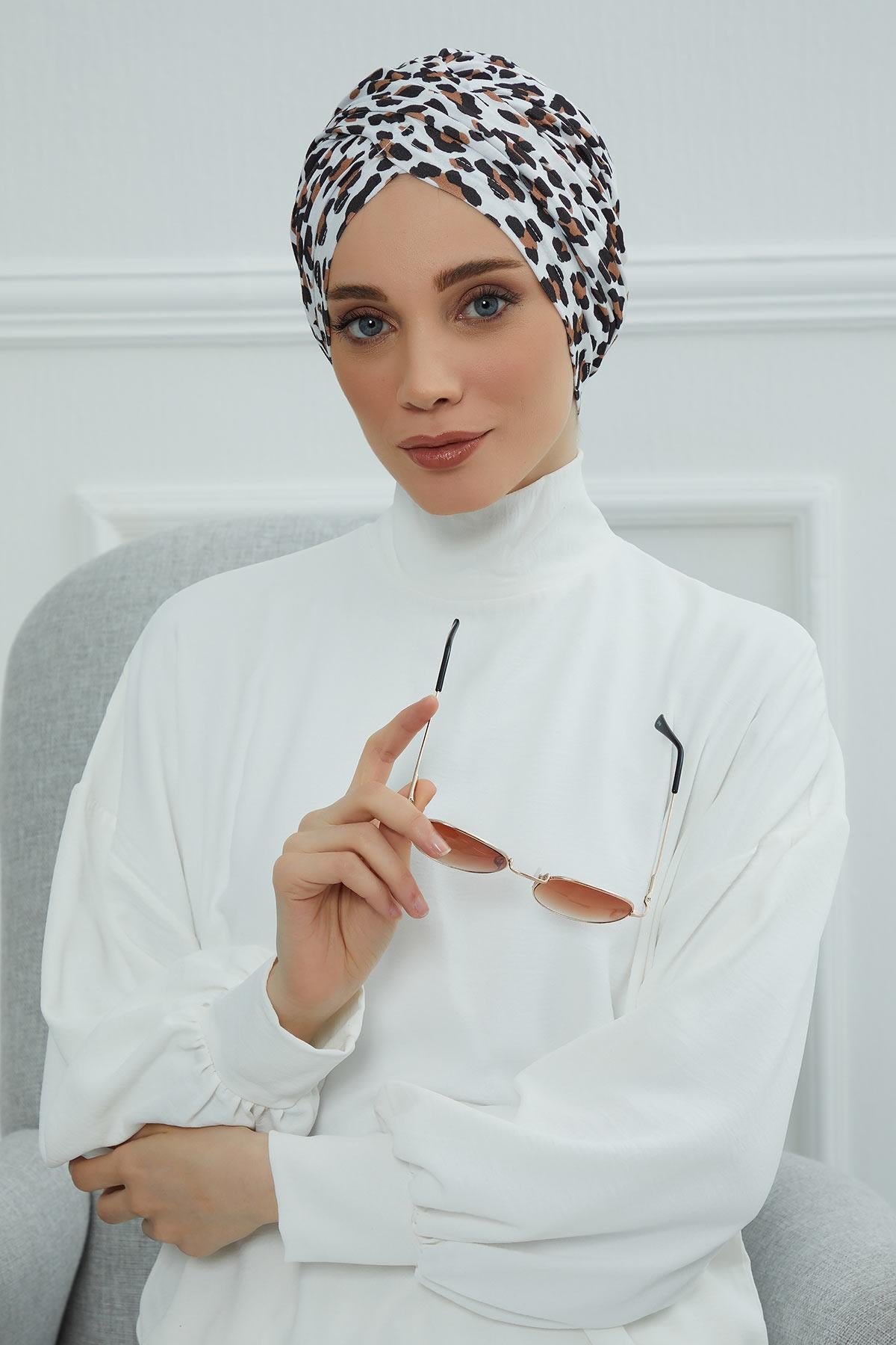 Desenli Kullanışlı Bone,B-9YD
