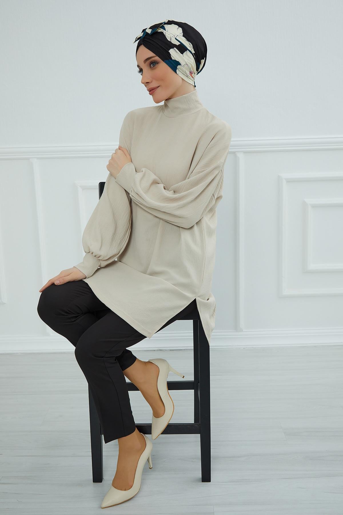 Desenli Önden Fiyonklu Bone,B-7YD