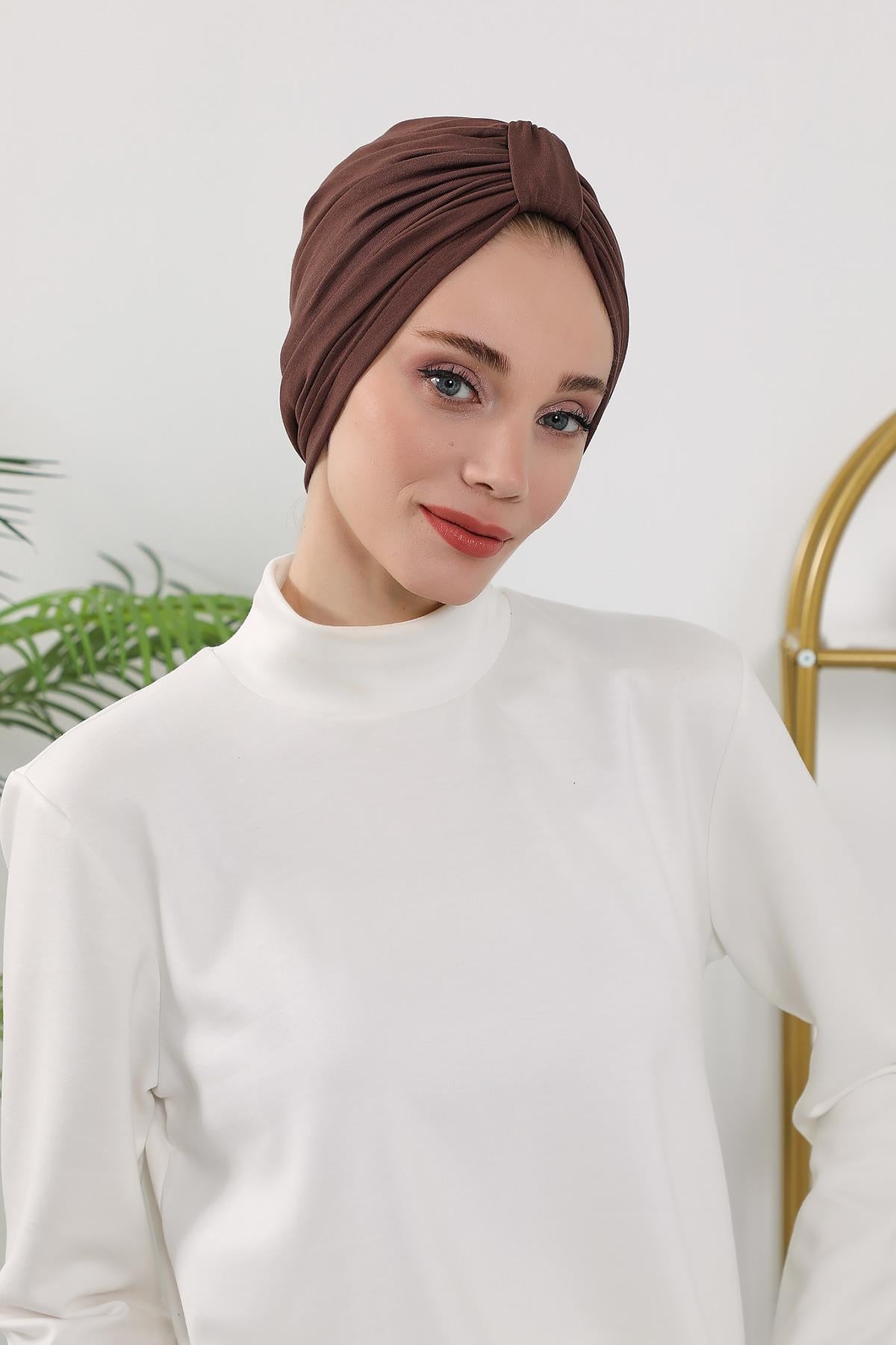 Dört Mevsim Şık ve Kullanışlı Bone,B-68O