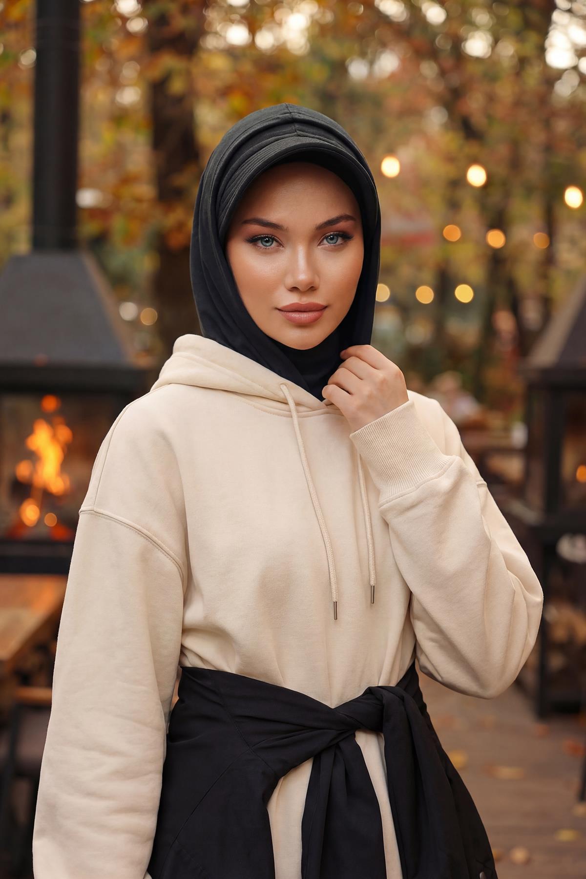 Dört Mevsim Siperlik ve Kapatıcı Özellikli Kadın Hazır Bone,B-88O