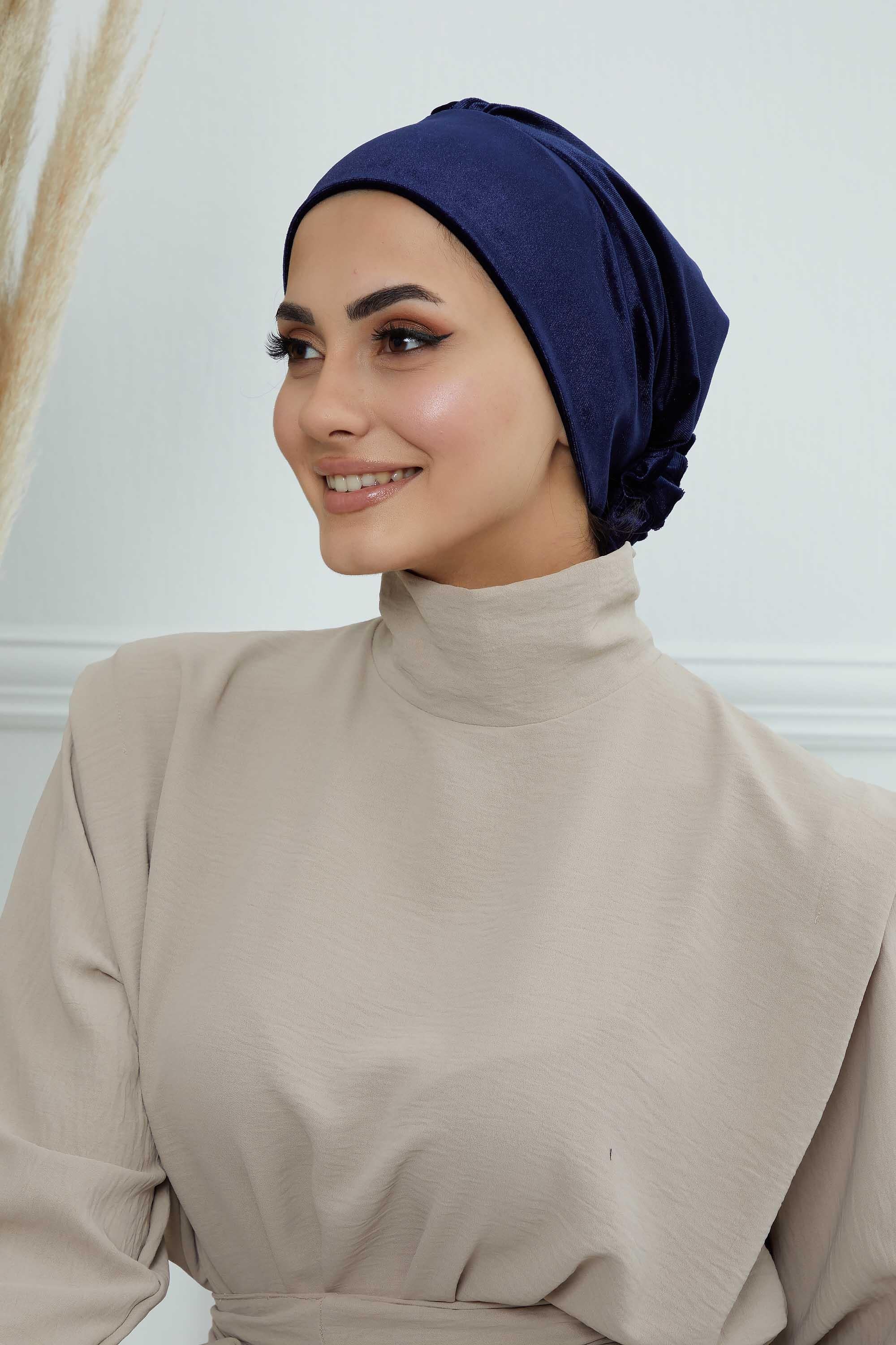 Gül Detaylı Kadife Bone,B-53K