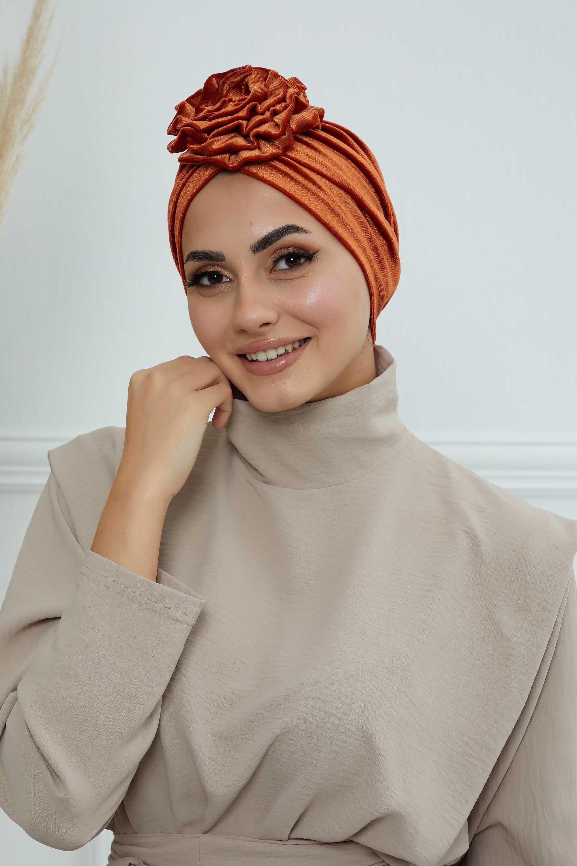 Güllü Kadife Bone,B-21KD