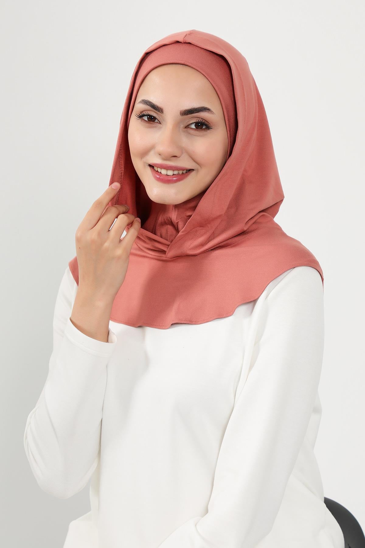 Kapşon ve Kapatıcı Özellikli Penye Kadın Hazır Bone,B-89P