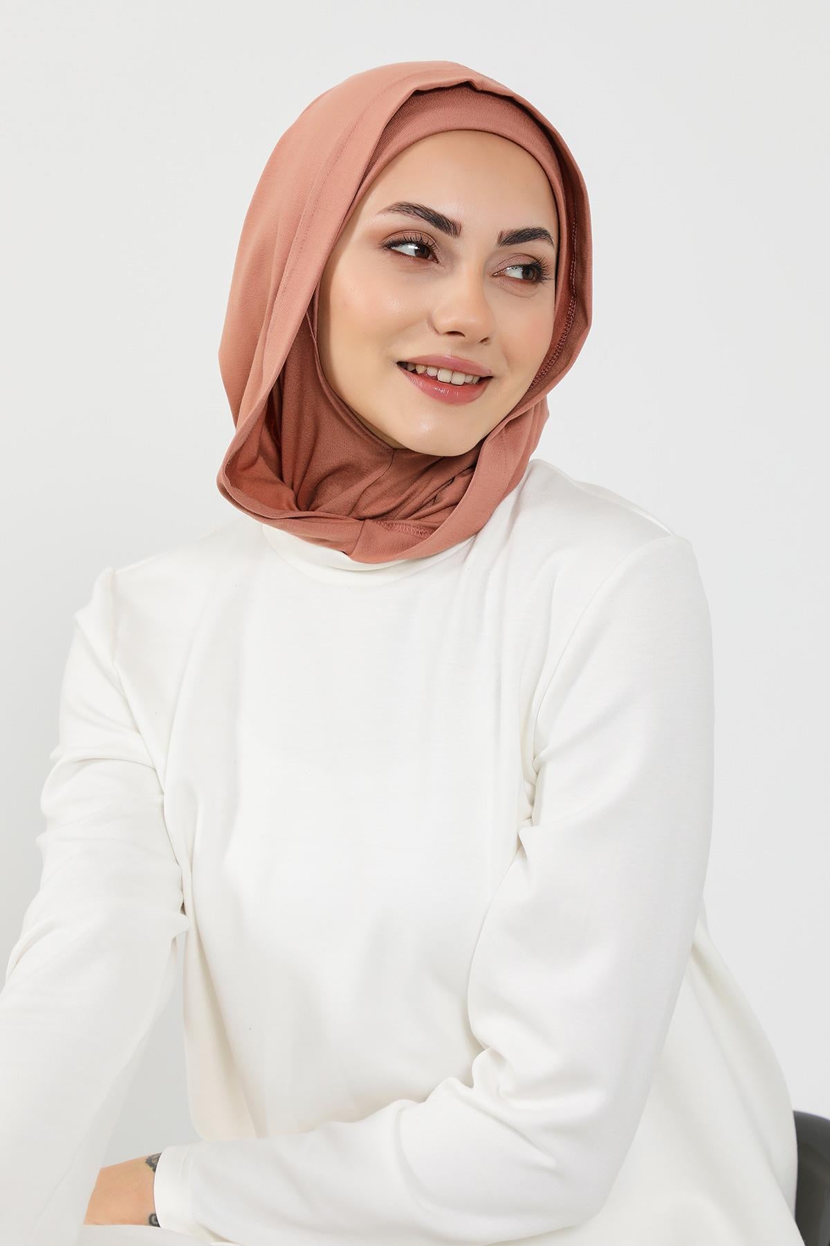 Kapşon ve Kapatıcı Özellikli Penye Kadın Hazır Bone,B-89P