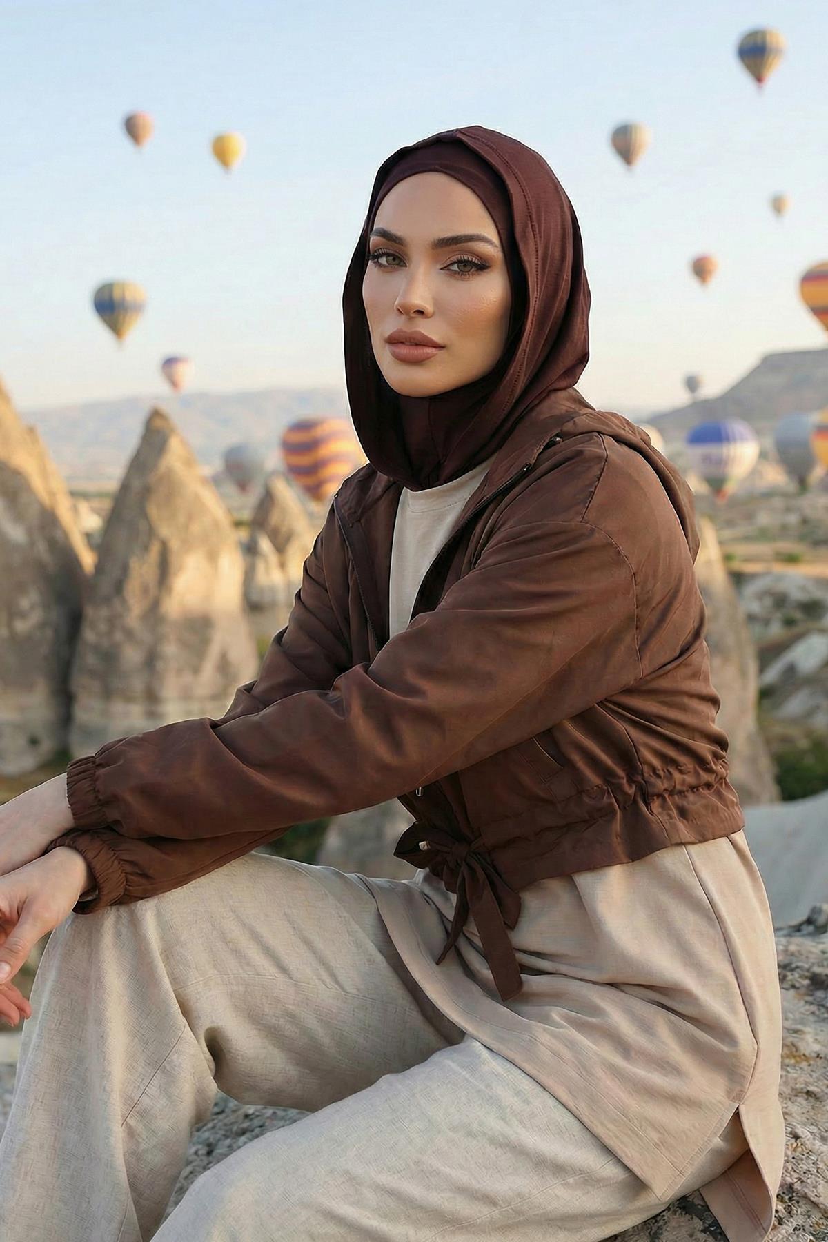 Kapşon ve Kapatıcı Özellikli Penye Kadın Hazır Bone,B-89P