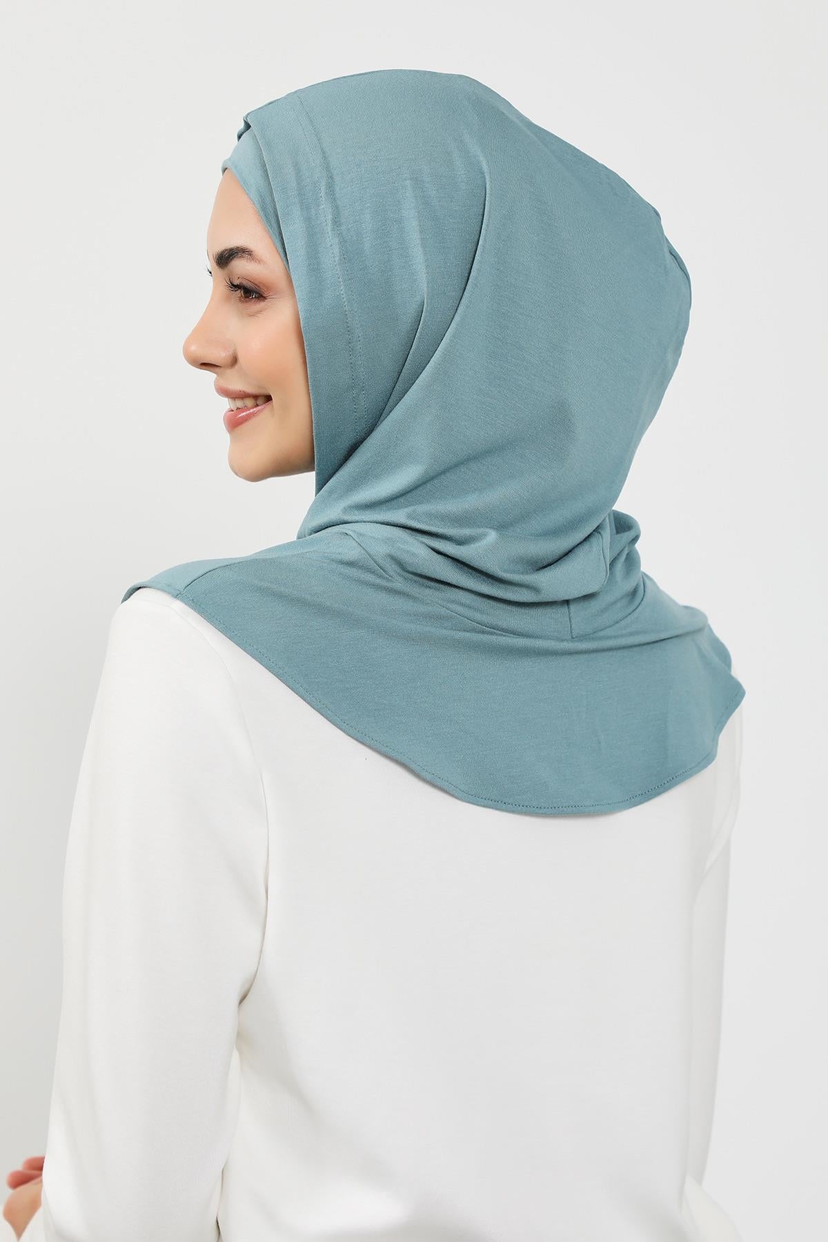 Kapşon ve Kapatıcı Özellikli Penye Kadın Hazır Bone,B-89P