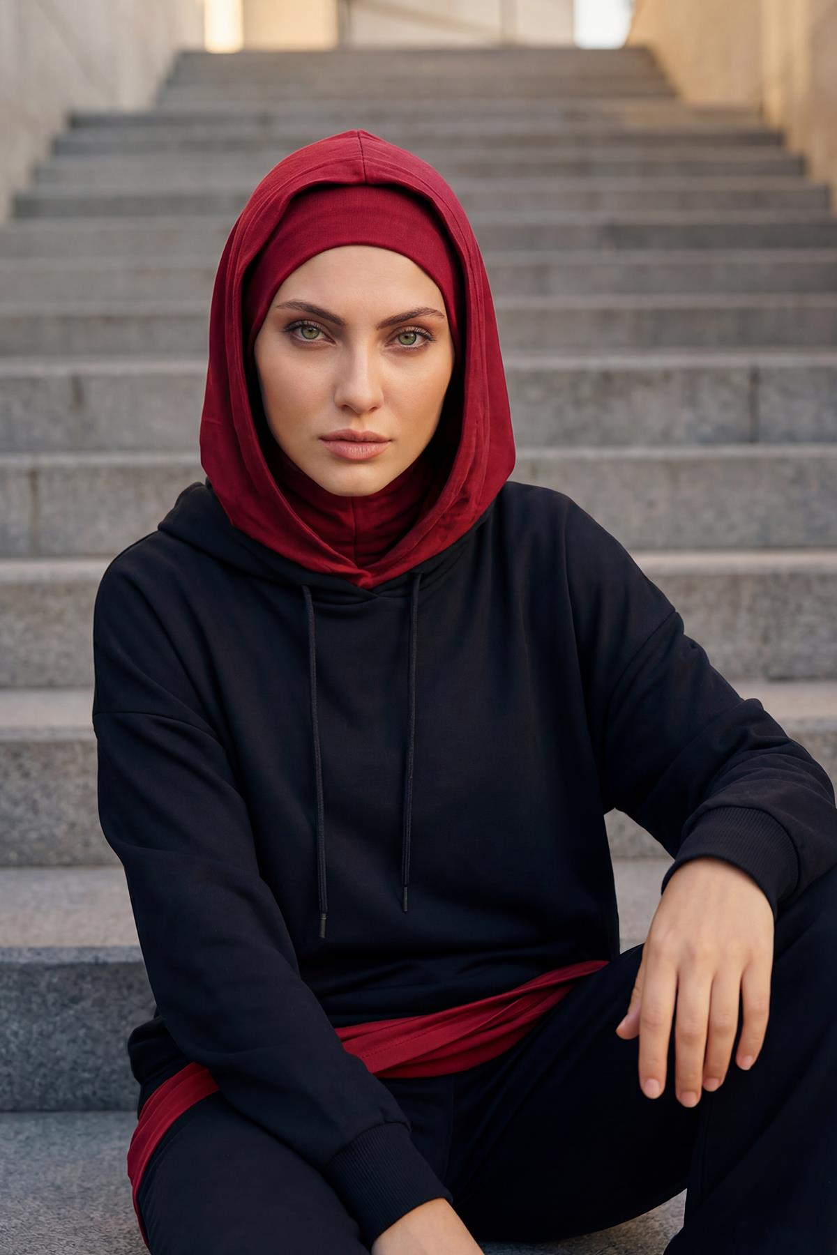 Kapşon ve Kapatıcı Özellikli Penye Kadın Hazır Bone,B-89P