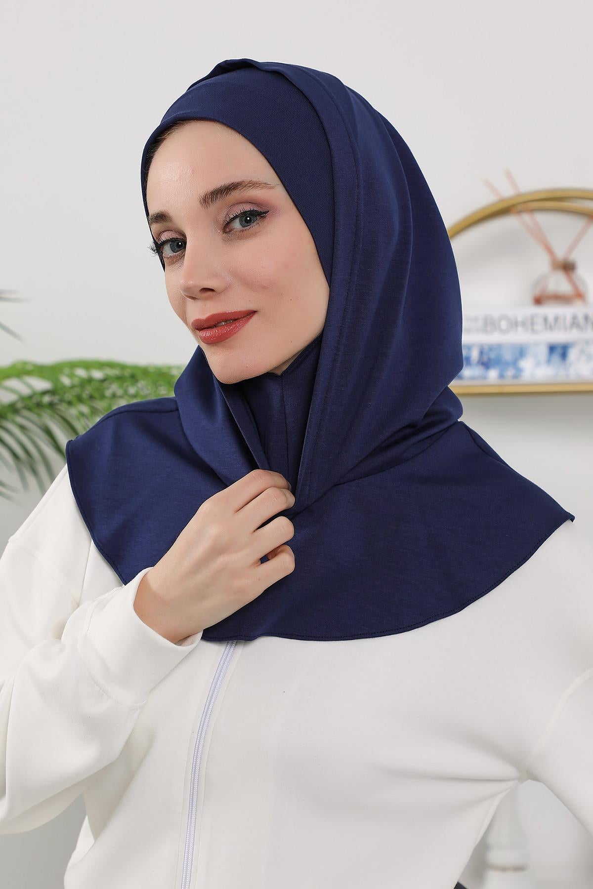 Kışlık Kapşon ve Kapatıcı Özellikli Kadın Hazır Bone,B-89O