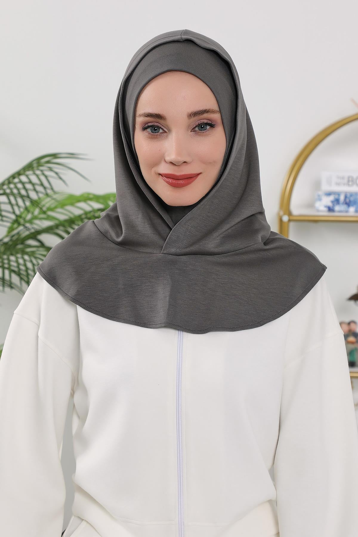 Kışlık Kapşon ve Kapatıcı Özellikli Kadın Hazır Bone,B-89O