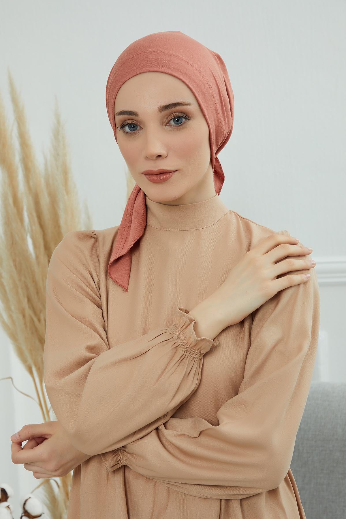 Kullanışlı Üçgen Eşarp,B-45