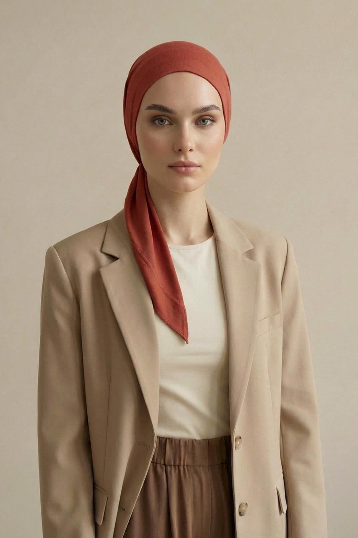 Kullanışlı Üçgen Eşarp,B-45