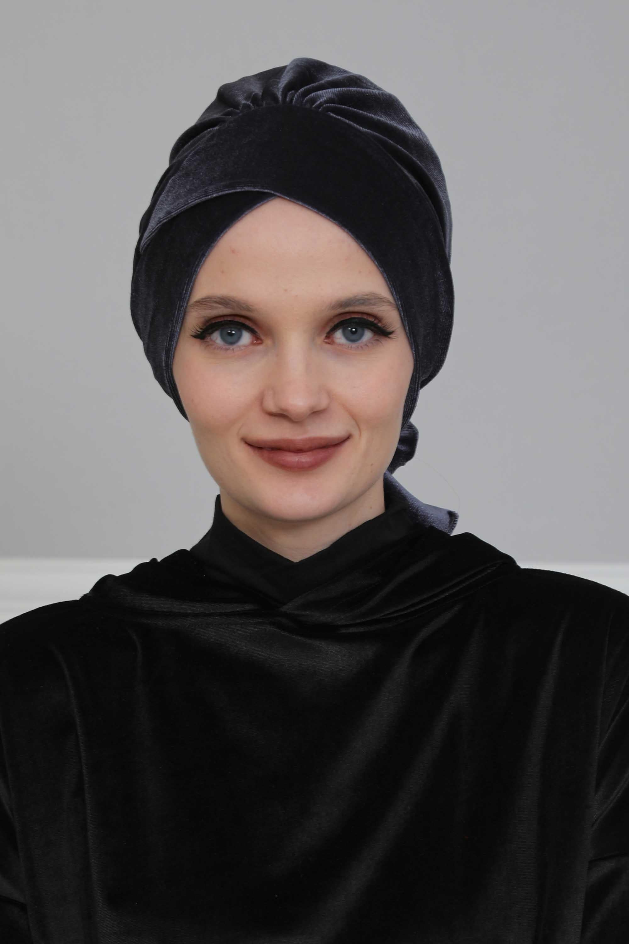 Kuşaklı Kadife Bone,B-31K