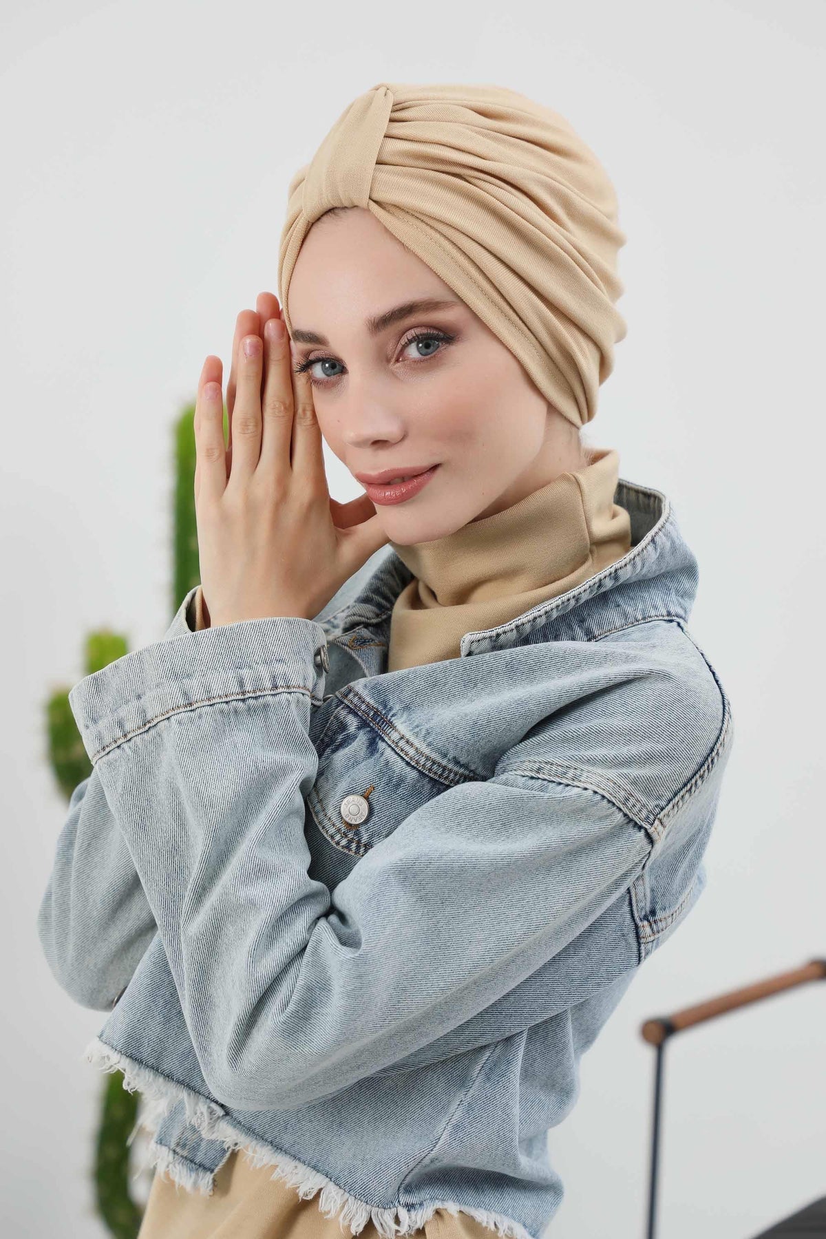 Ön Kemer Detaylı Bone,B-68RB
