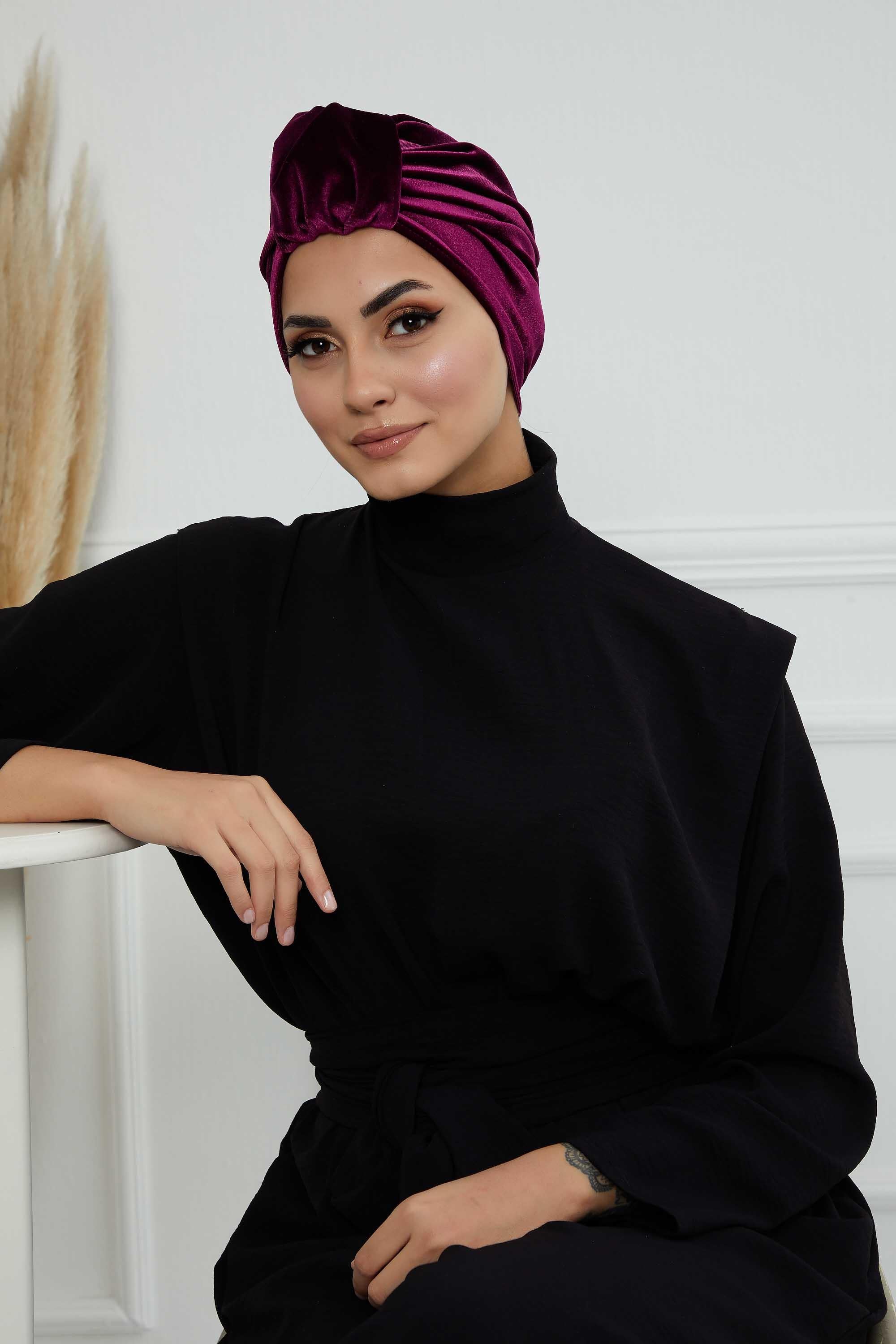 Ön Kemer Detaylı Kadife Bone,B-68K