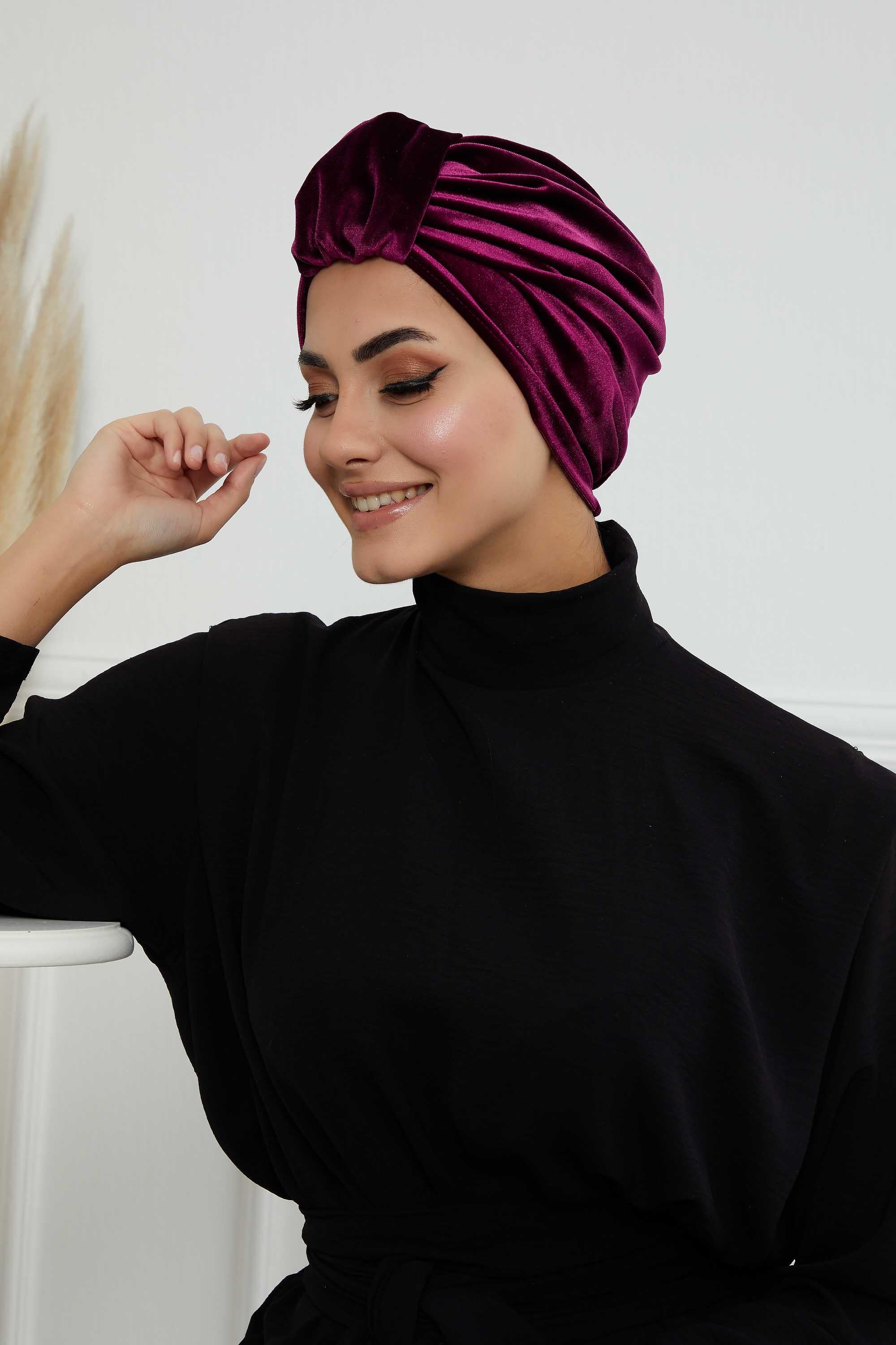Ön Kemer Detaylı Kadife Bone,B-68K