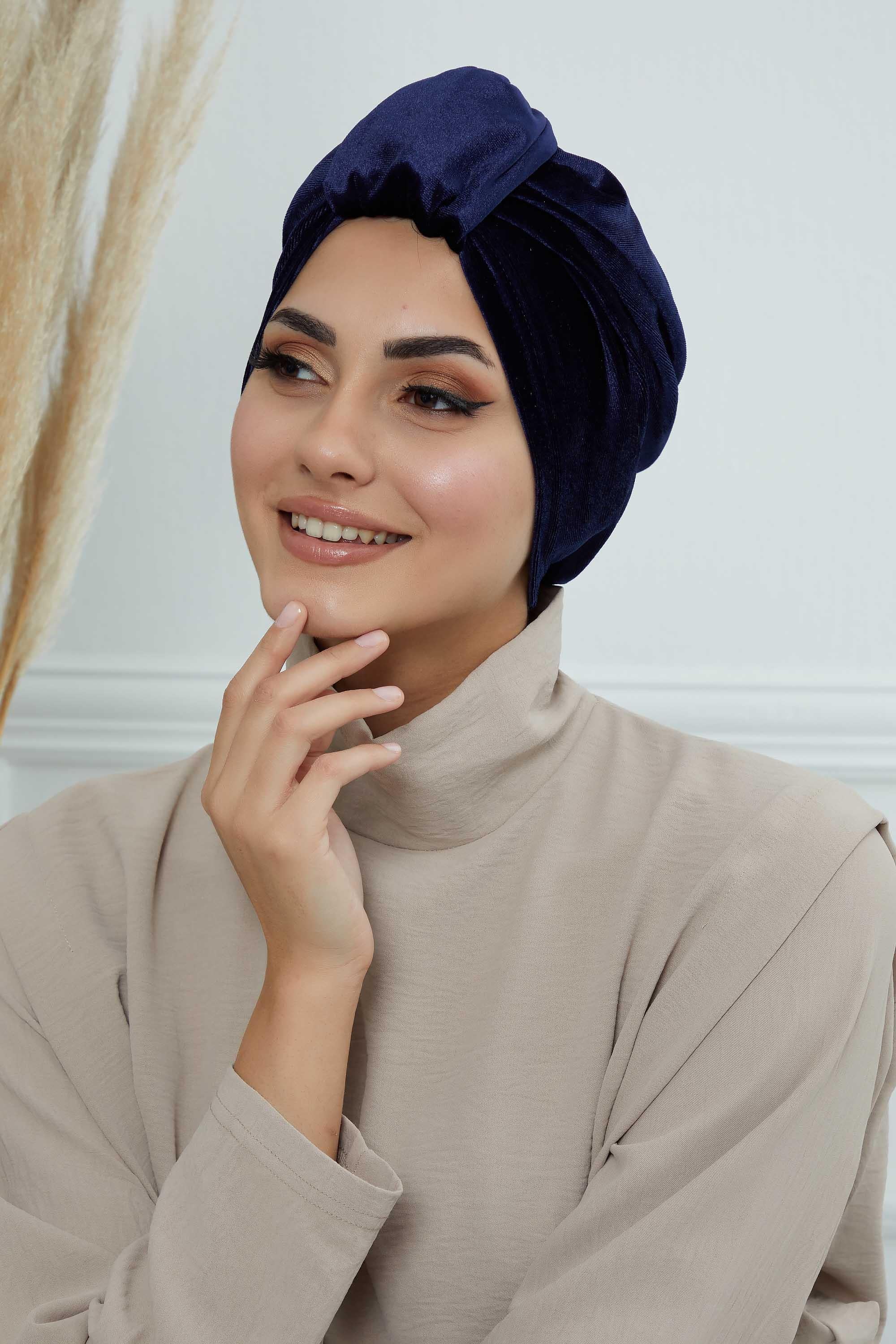 Ön Kemer Detaylı Kadife Bone,B-68K