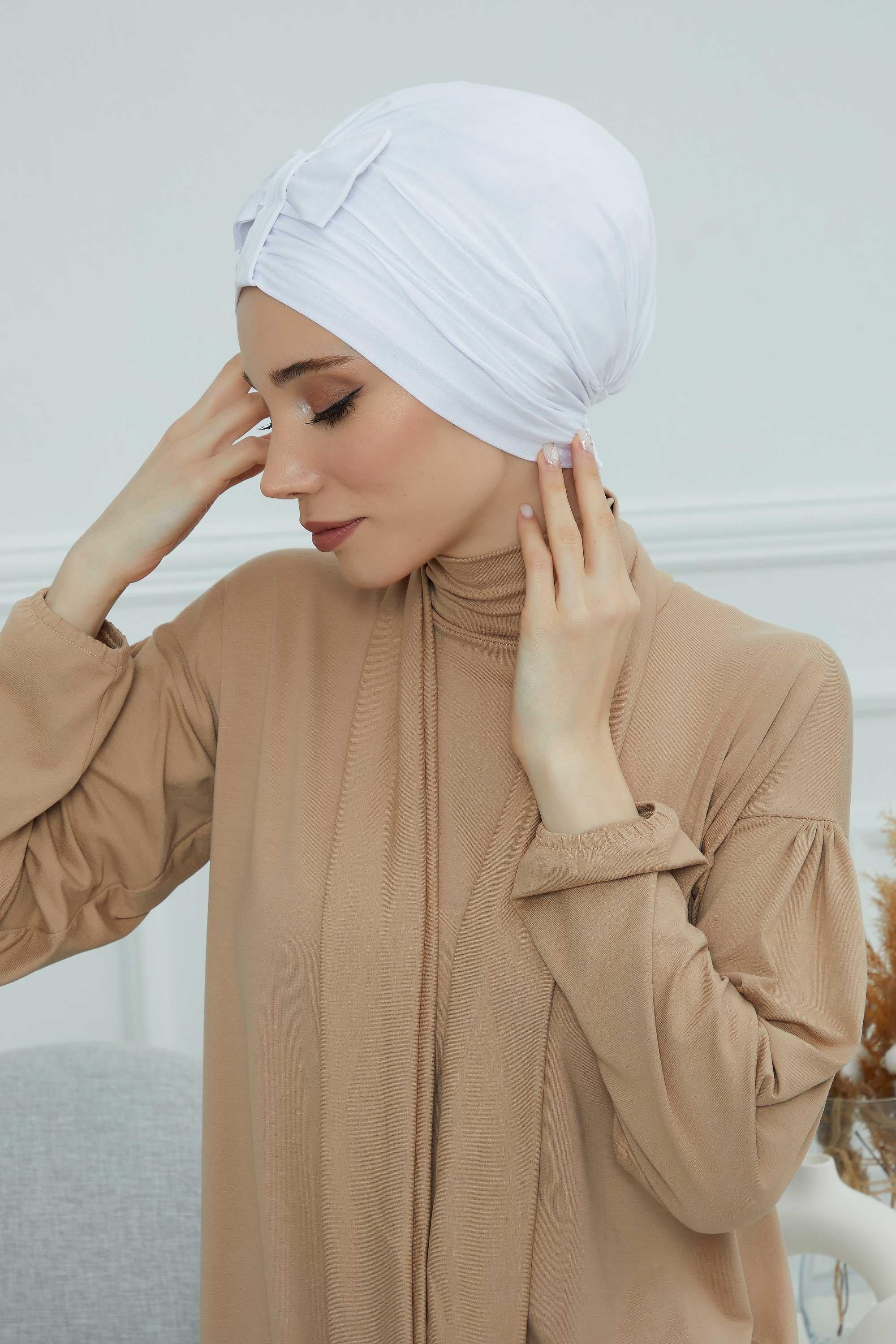 Önden Fiyonklu Bone,B-7