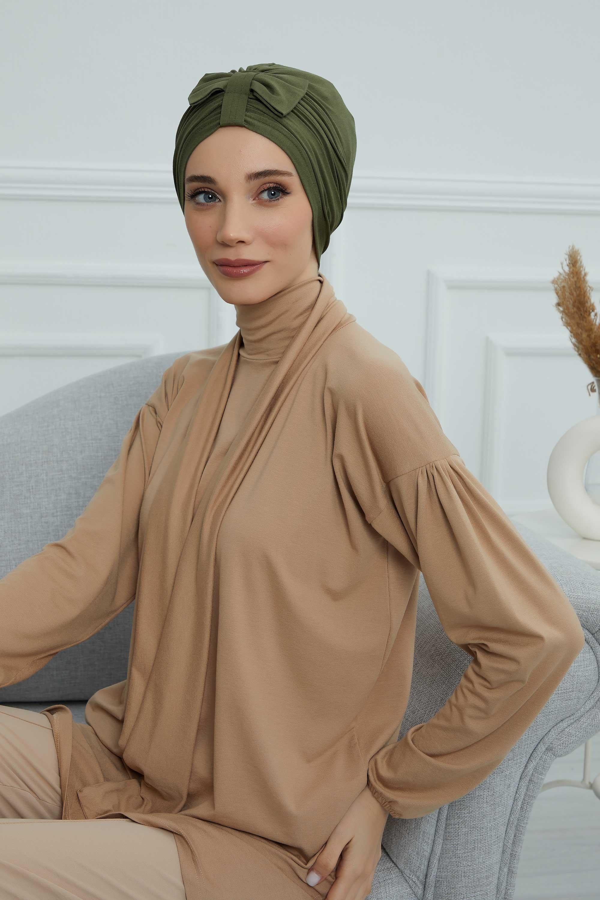 Önden Fiyonklu Bone,B-7