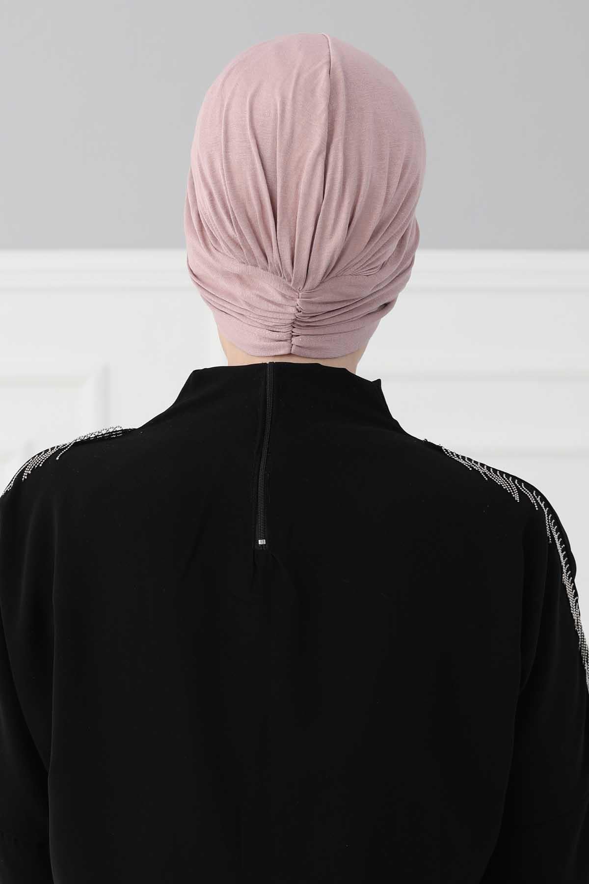 Önden Fiyonklu Bone,B-7