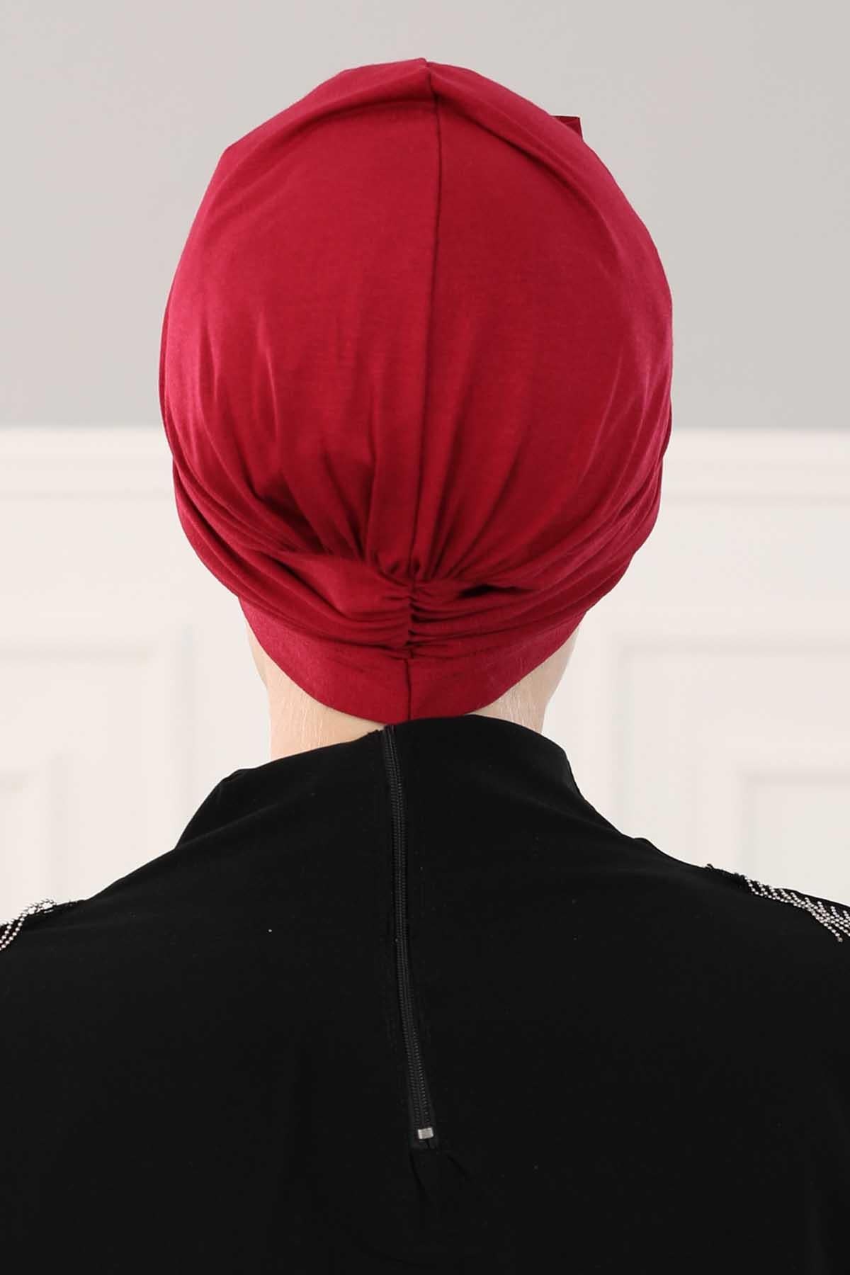 Önden Fiyonklu Bone,B-7