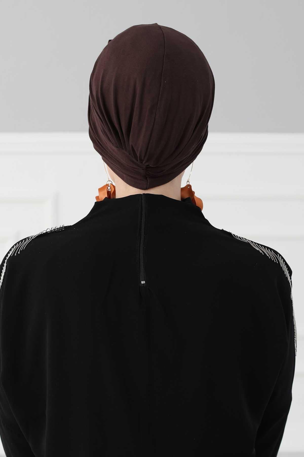 Önden Fiyonklu Bone,B-7