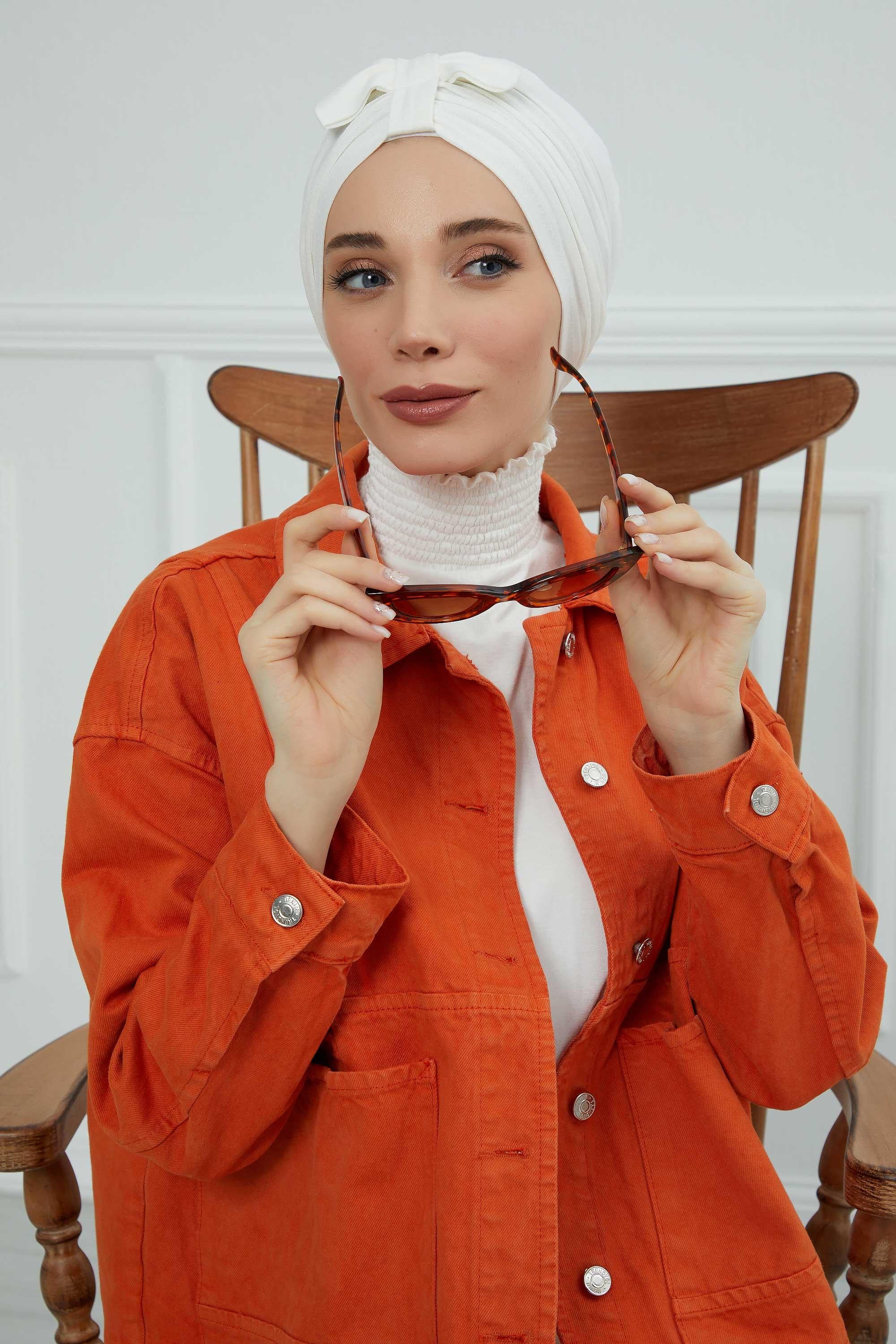 Önden Fiyonklu Bone,B-7