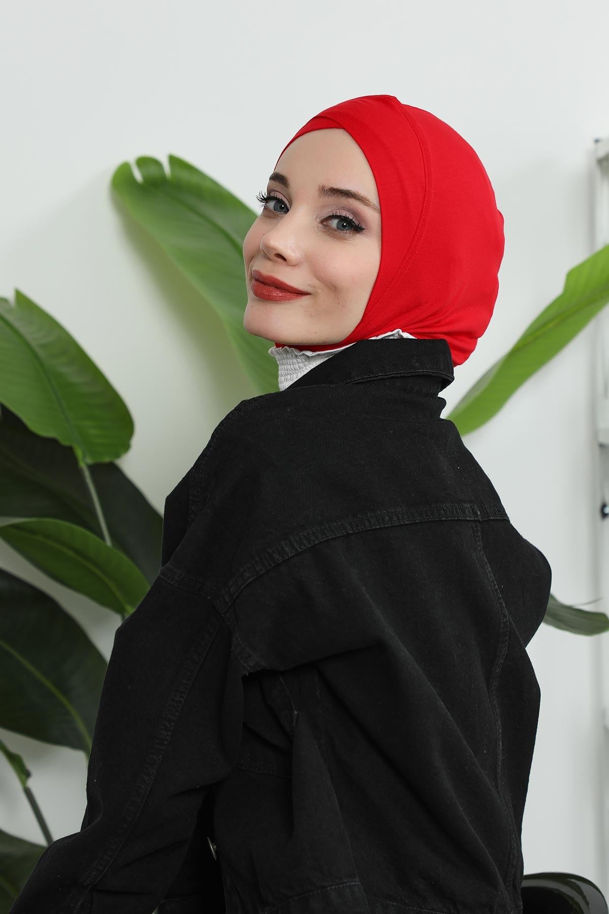 Önü Çapraz Detaylı Penye Bone,TB-4,TB-4