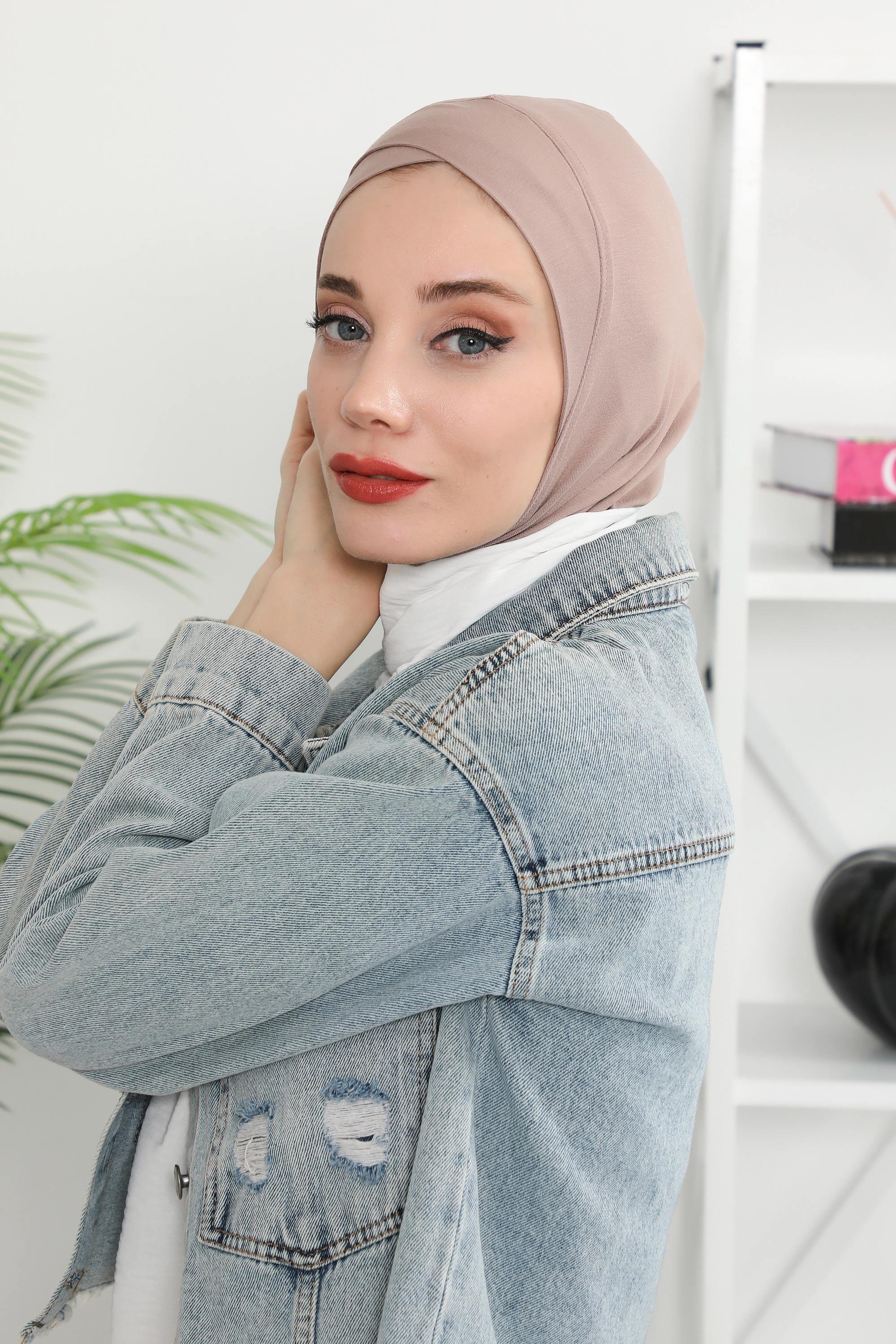 Önü Çapraz Detaylı Penye Bone,TB-4,TB-4