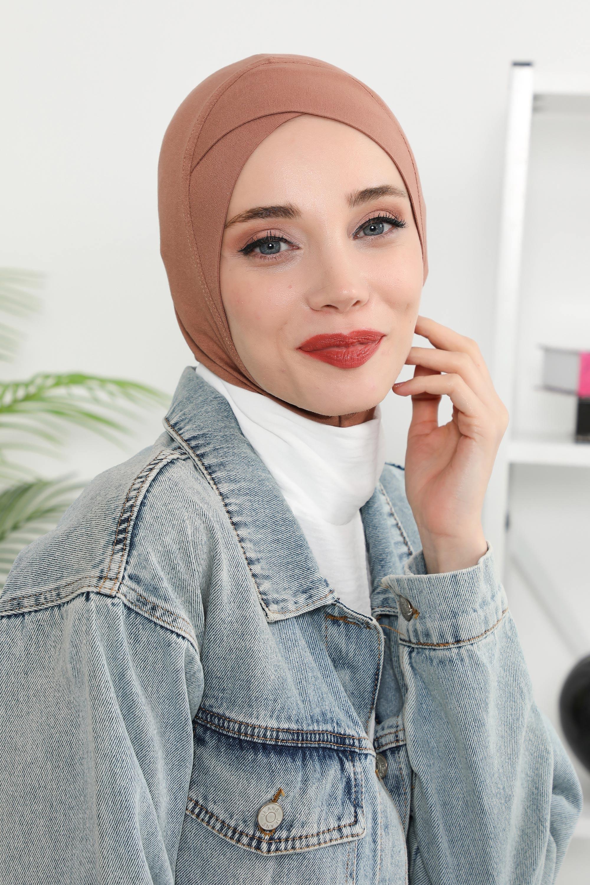 Önü Çapraz Detaylı Penye Bone,TB-4,TB-4