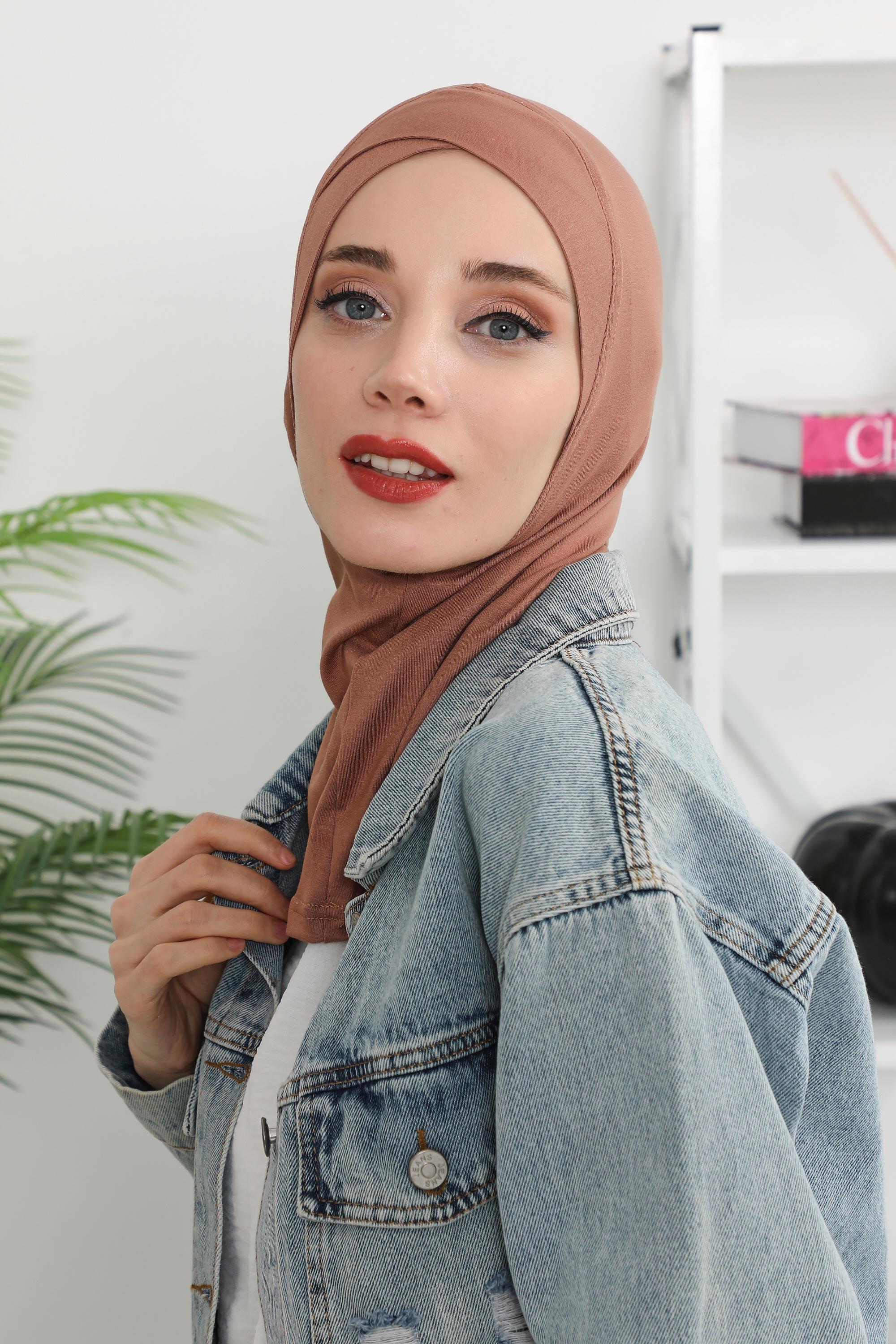 Önü Çapraz Detaylı Penye Bone,TB-4,TB-4