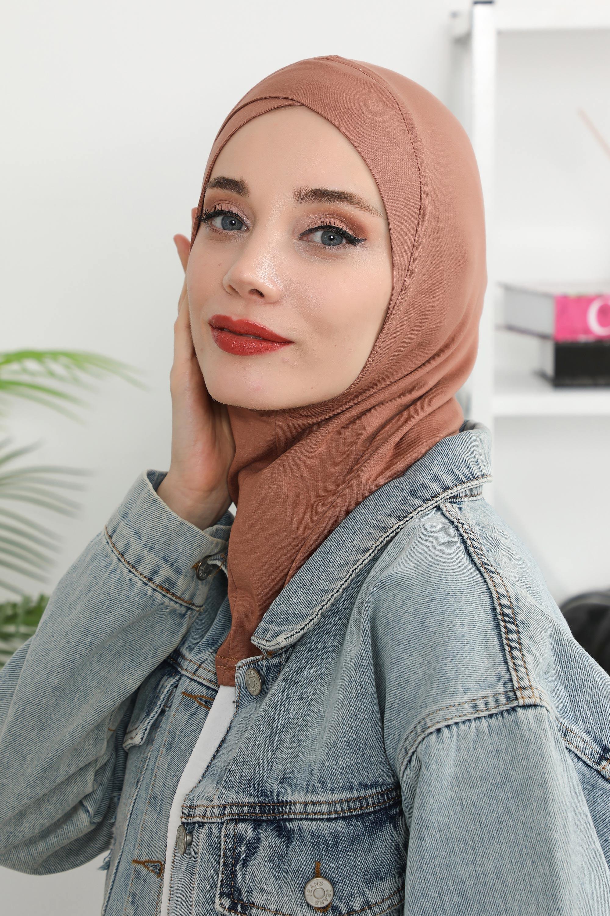 Önü Çapraz Detaylı Penye Bone,TB-4,TB-4