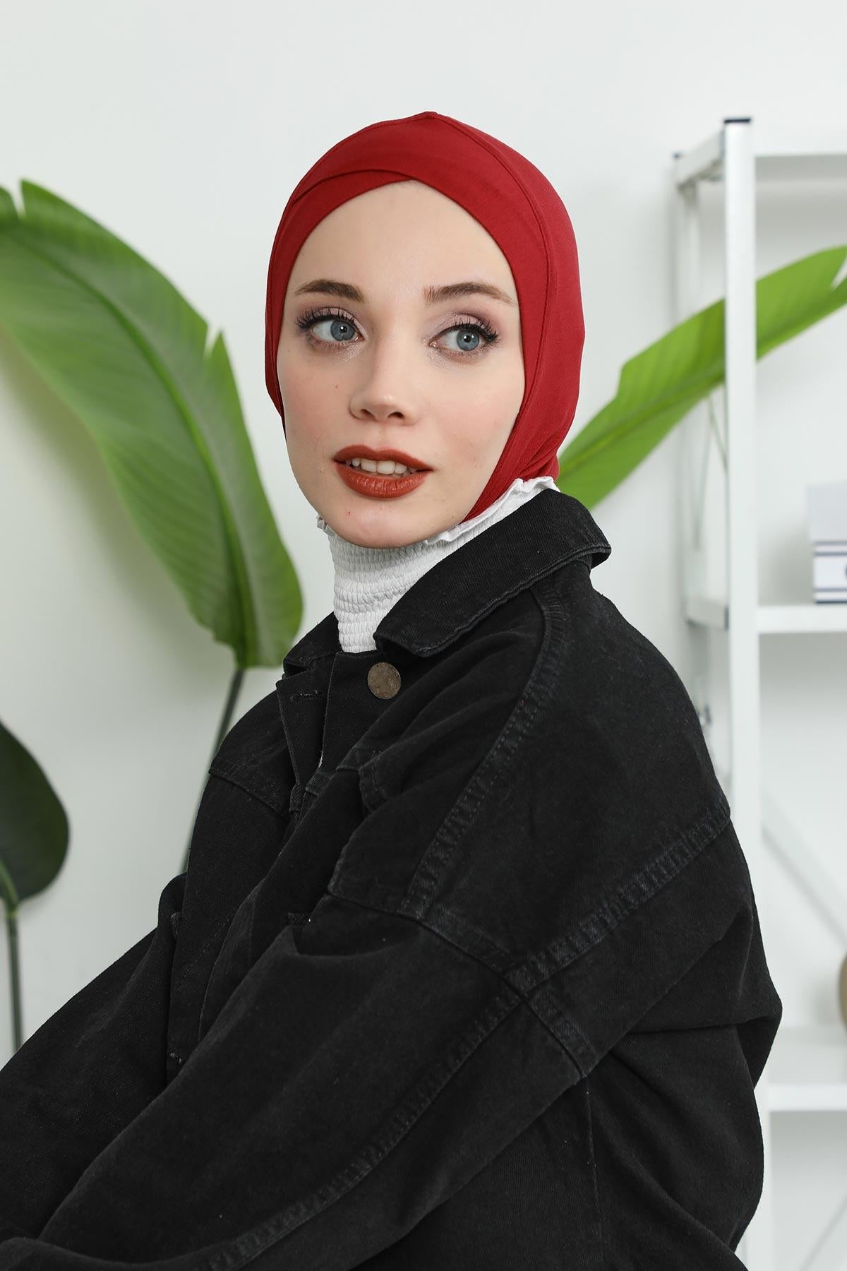 Önü Çapraz Detaylı Penye Bone,TB-4,TB-4