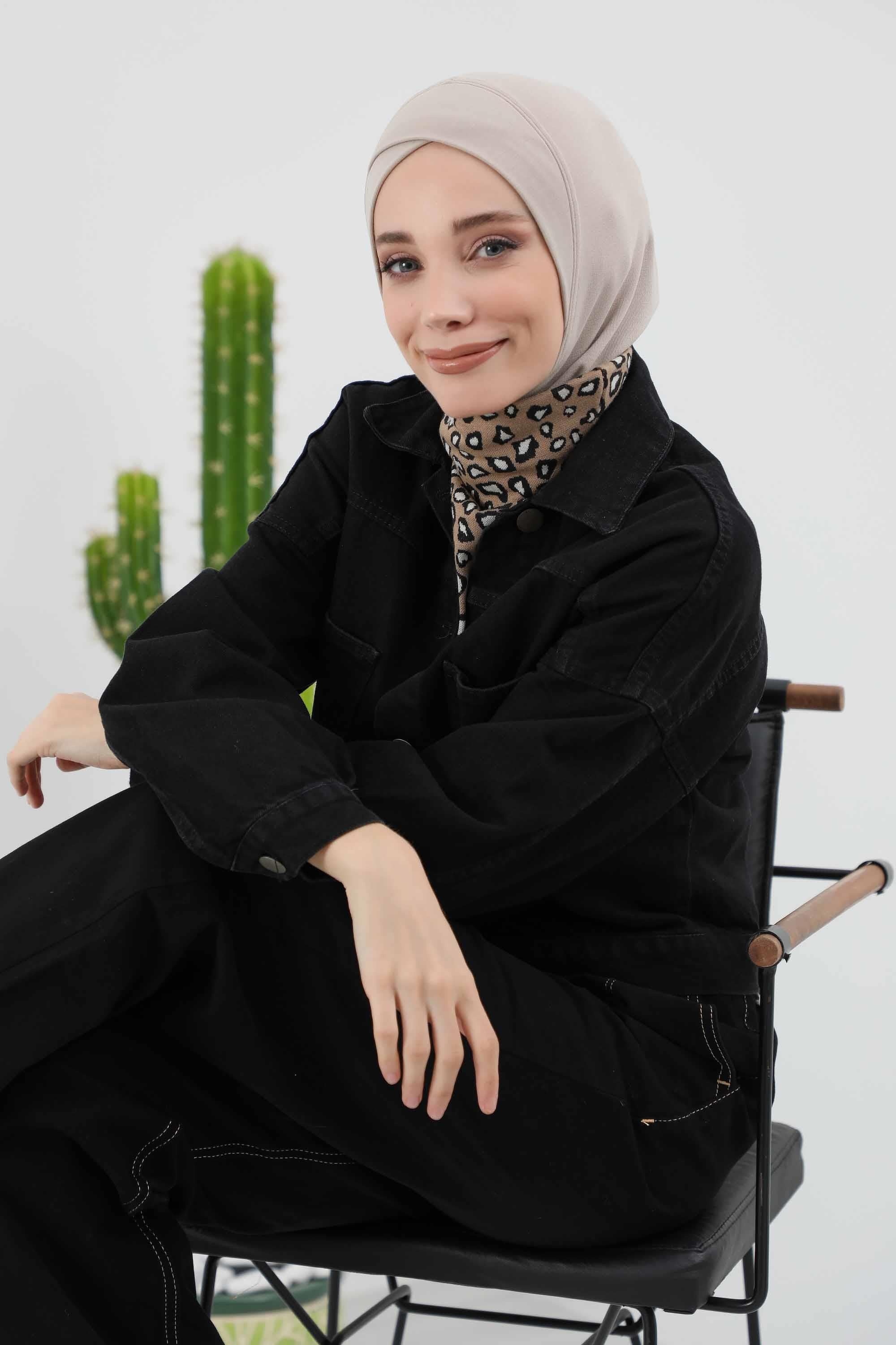 Önü Çapraz Detaylı Tesettür Bone,TB-4RB